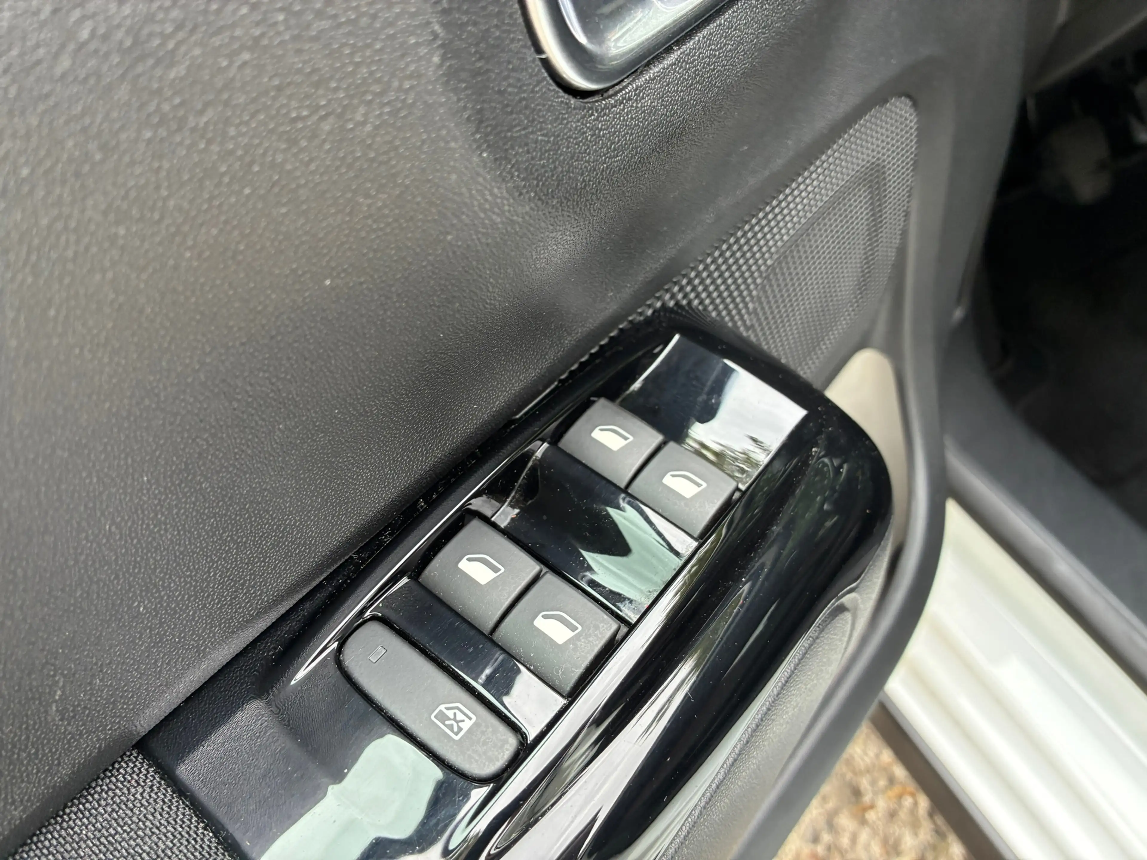 Citroen C3 1.2 PureTech S&S Shine | Camera + Cruise + Navi Nu — photo 12