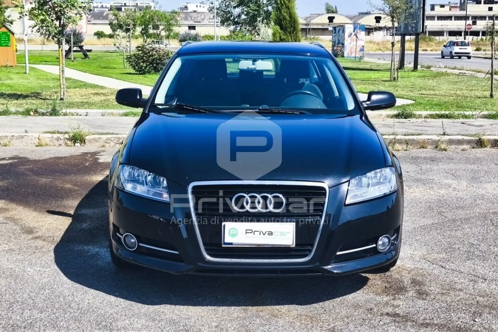 Audi A3 A3 SPB 1.6 TDI 105 CV CR Ambition Zwart - 2