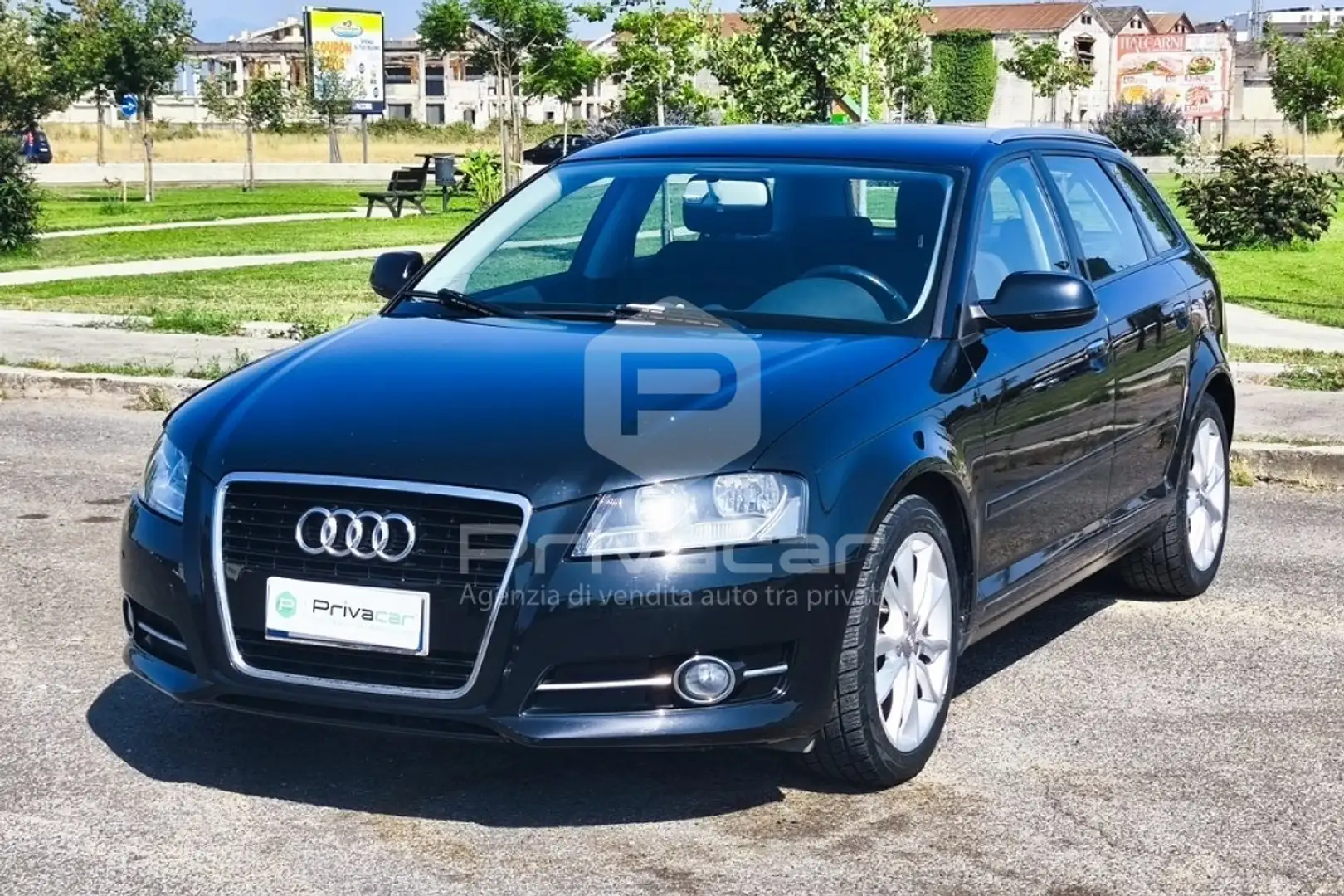 Audi A3 A3 SPB 1.6 TDI 105 CV CR Ambition Zwart - 1