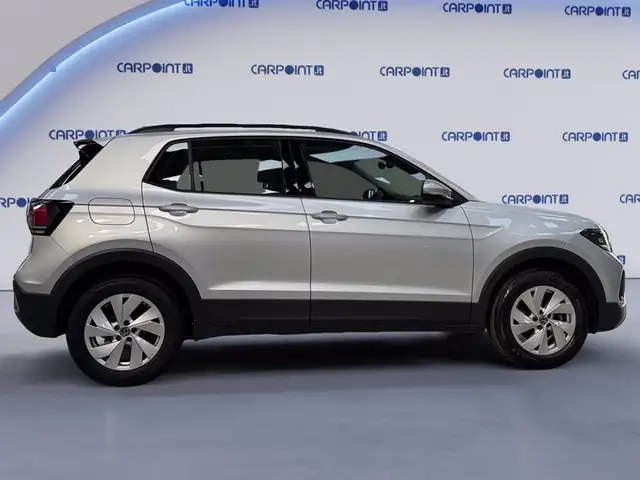 Volkswagen T-Cross view 7