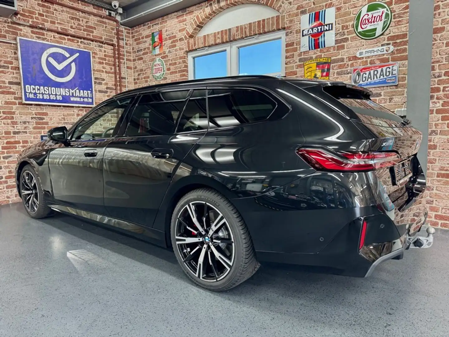 BMW 540 540dA Touring 3.0 303cv Auto xDrive M-SPORT Noir - 2