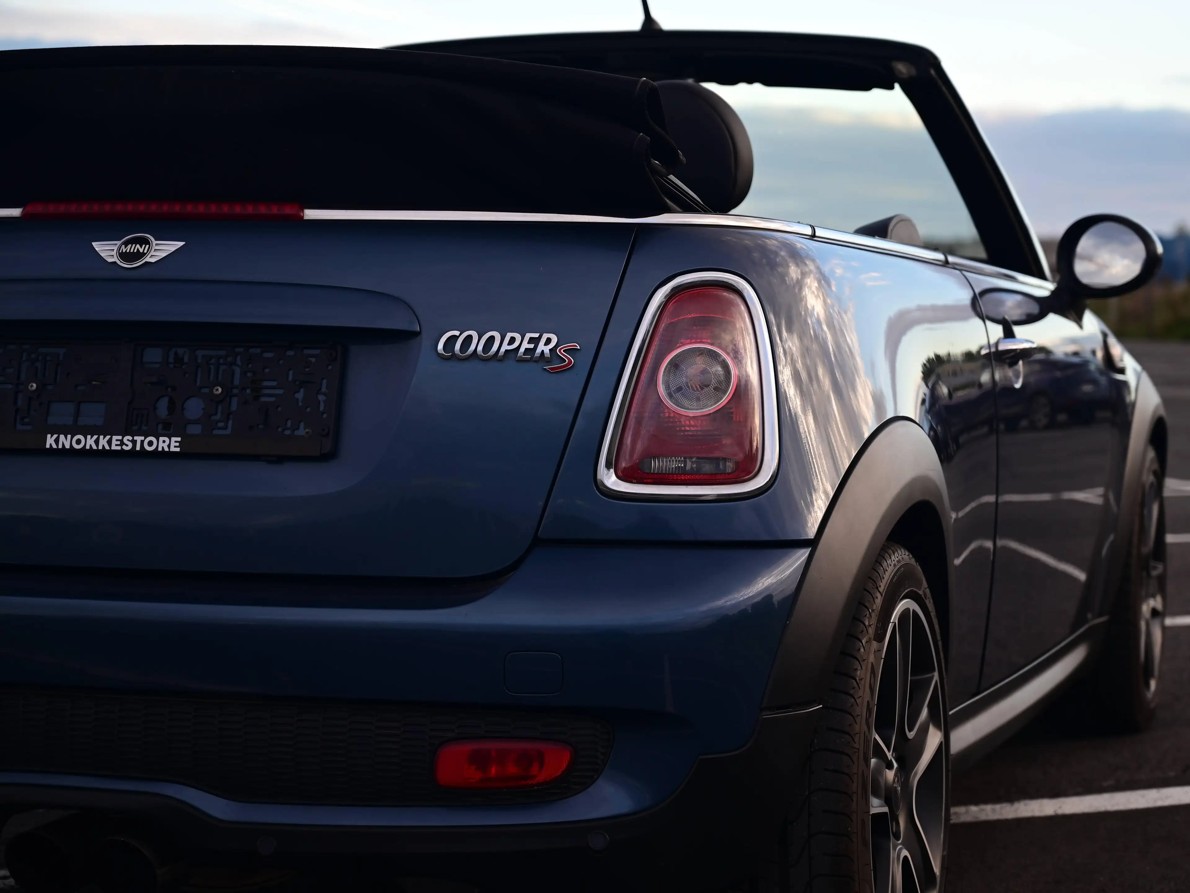 MINI Cooper S Cabrio AUT / R57 / HORIZON BULE/ LOUNGE LEATHER / NAVI / PDC / FULL — photo 14