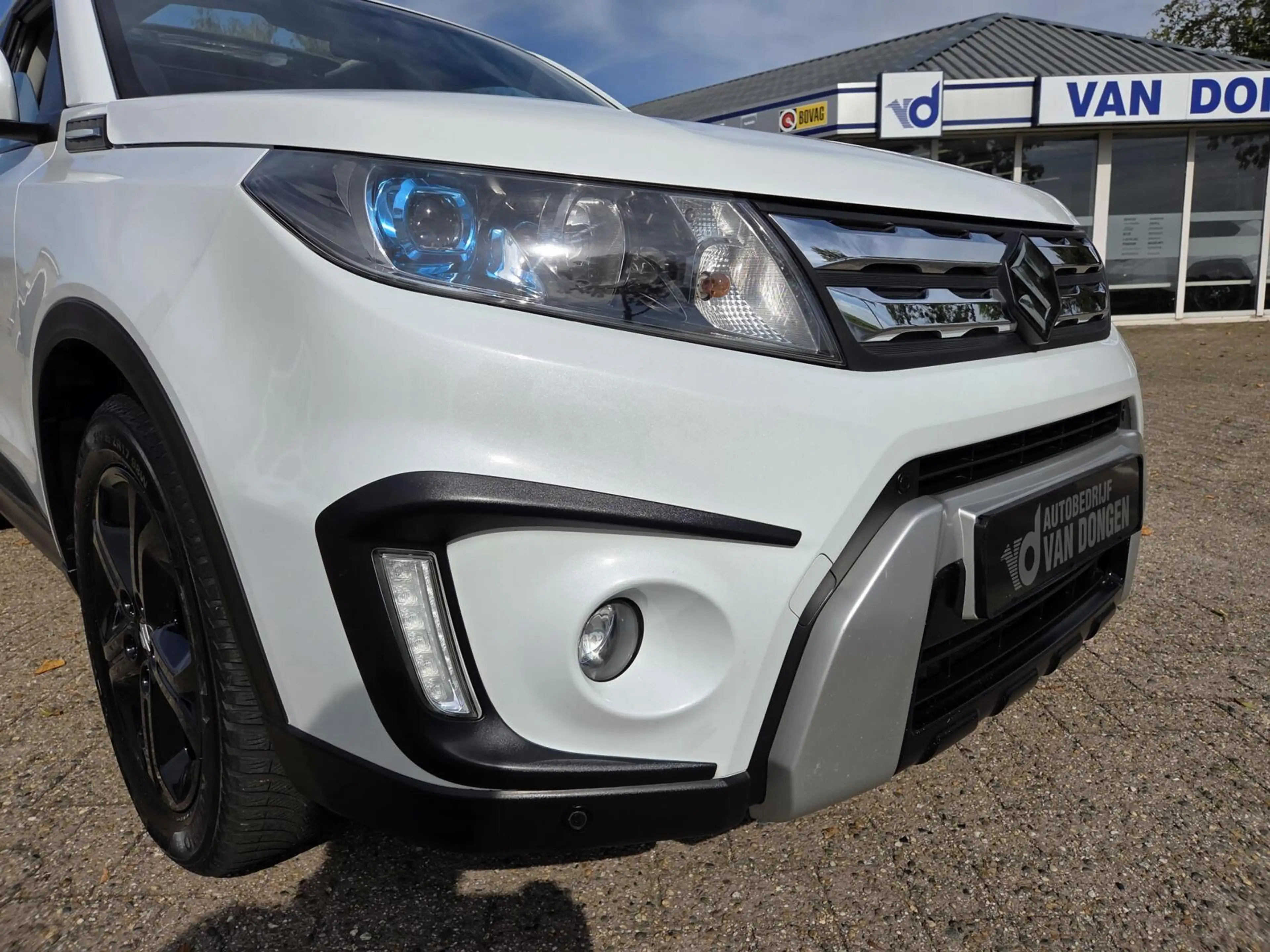 Suzuki Vitara 1.6 High Executive Automaat | Parelmoer / Panorama — photo 20