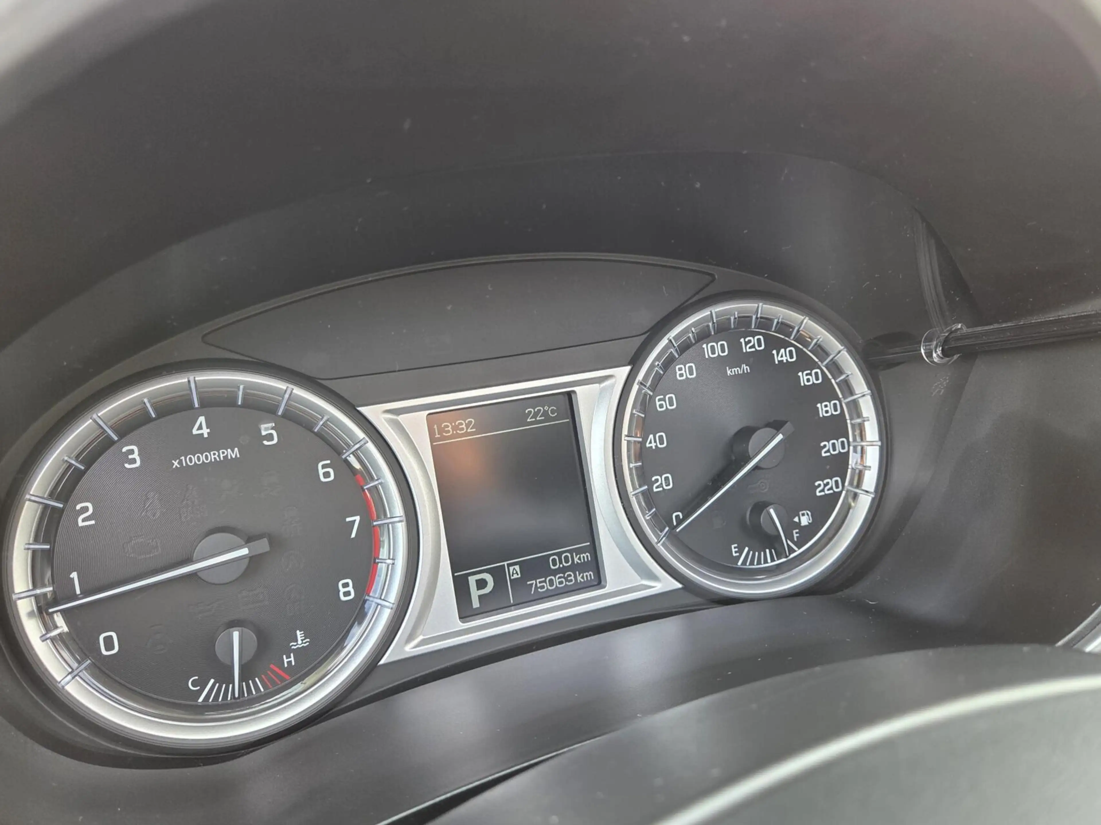 Suzuki Vitara 1.6 High Executive Automaat | Parelmoer / Panorama — photo 13