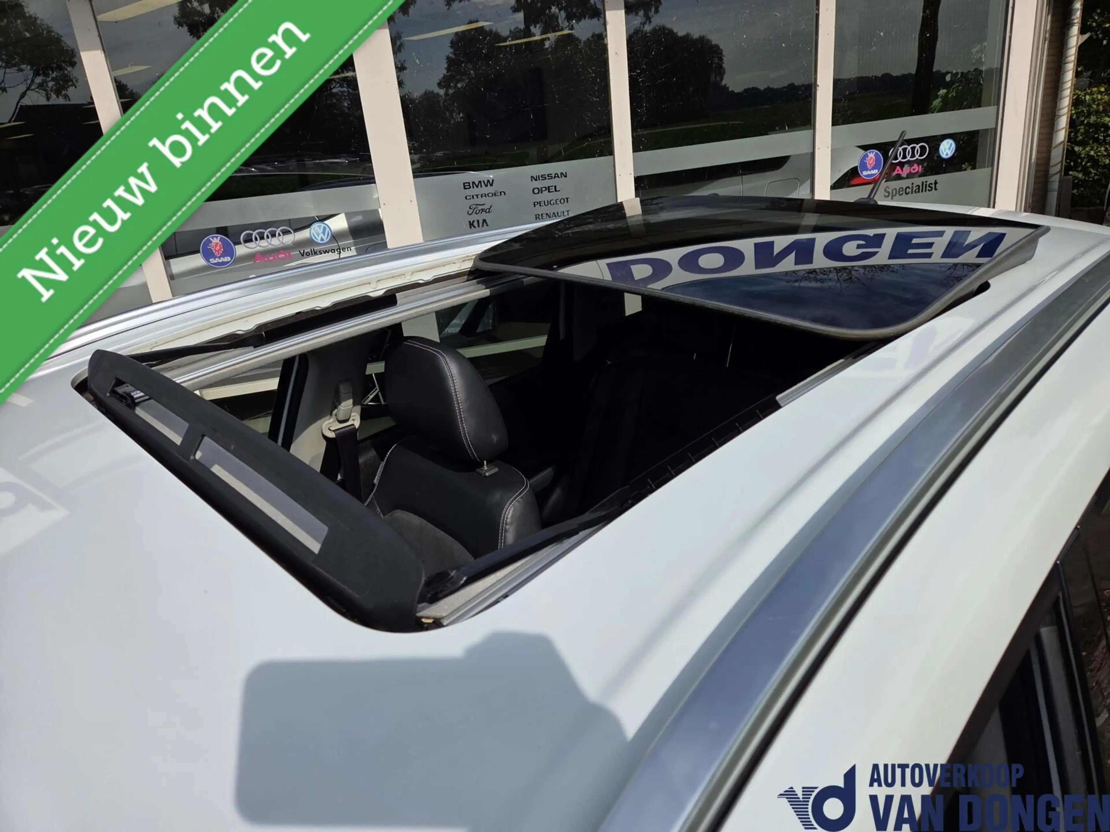 Suzuki Vitara 1.6 High Executive Automaat | Parelmoer / Panorama — photo 3