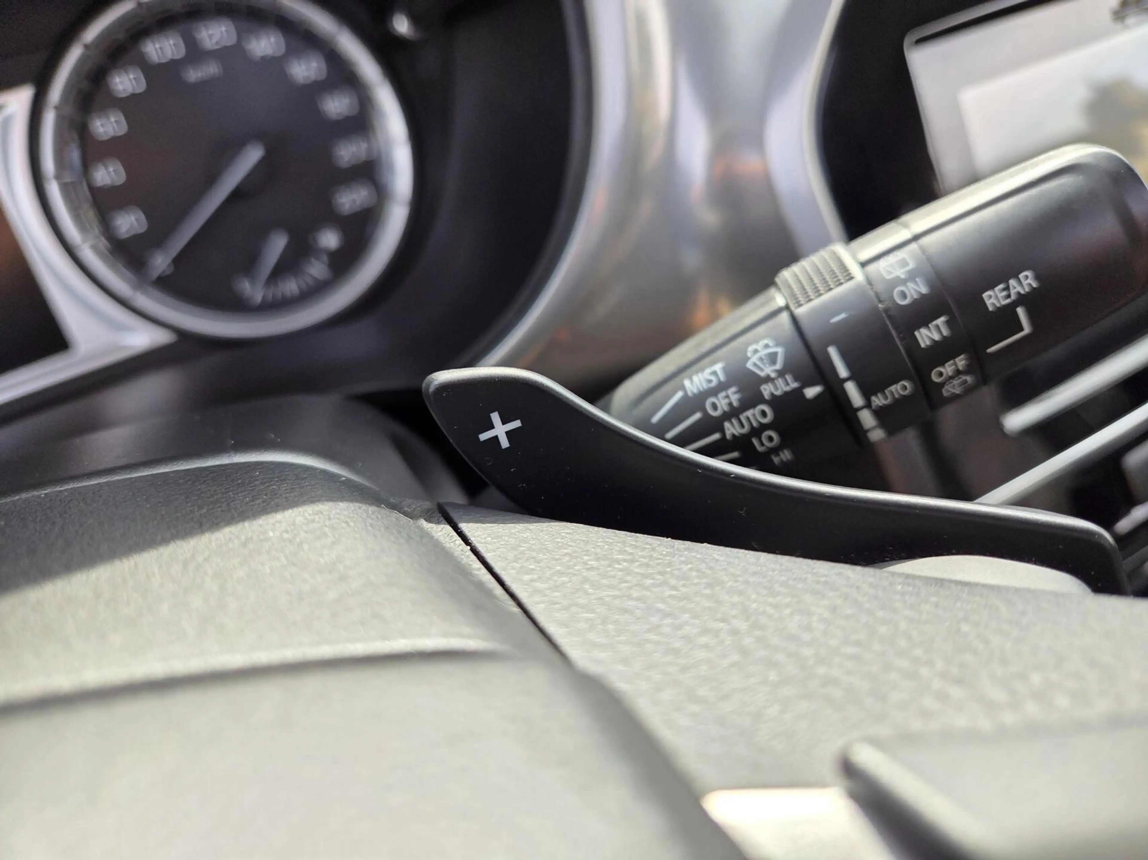Suzuki Vitara 1.6 High Executive Automaat | Parelmoer / Panorama — photo 39