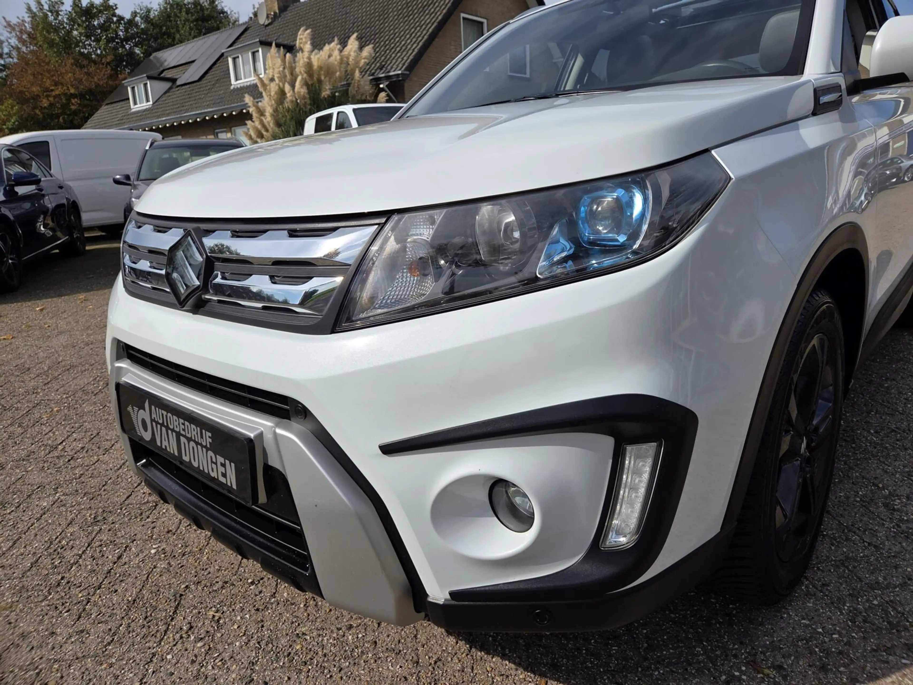 Suzuki Vitara 1.6 High Executive Automaat | Parelmoer / Panorama — photo 23