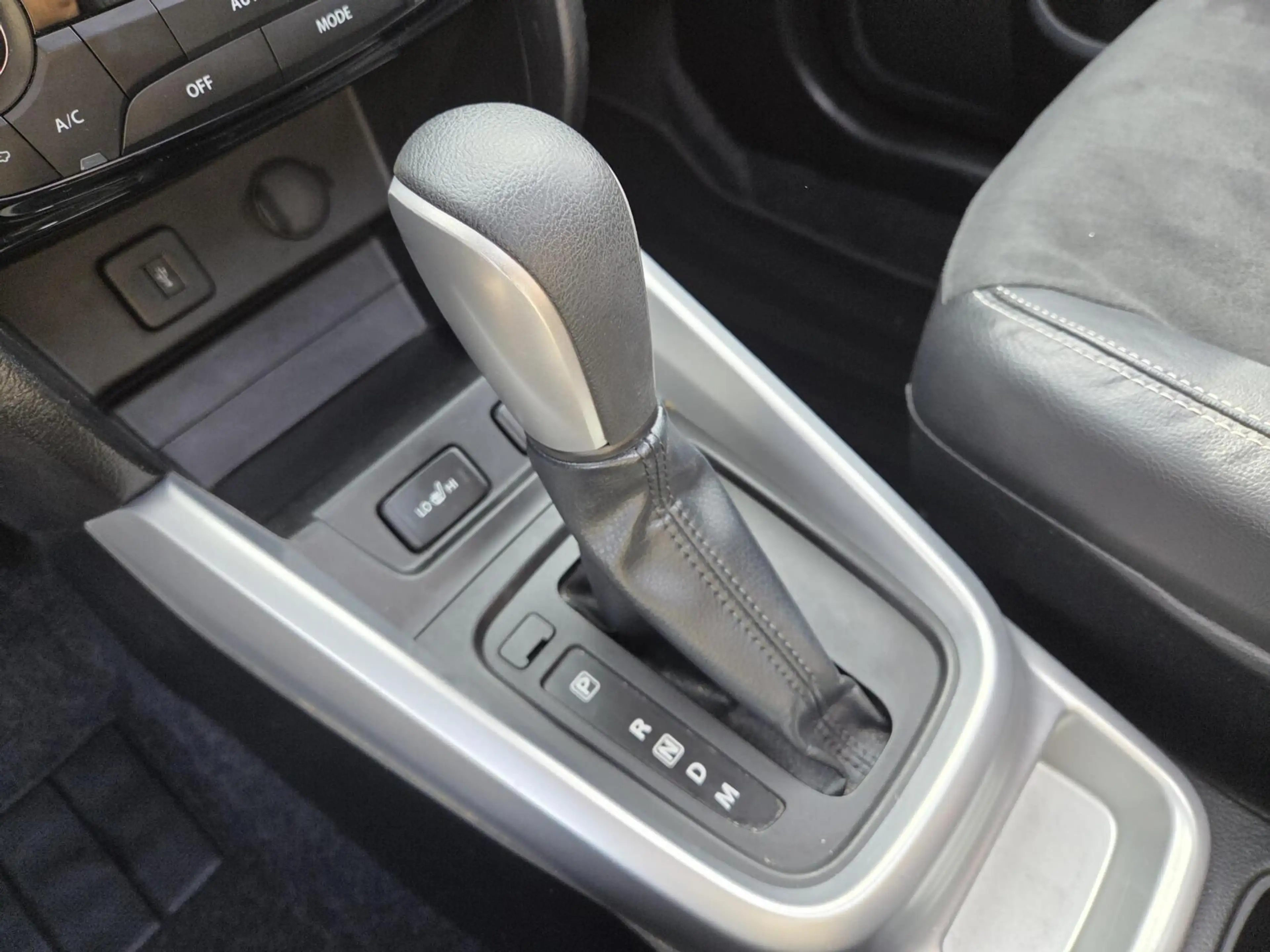 Suzuki Vitara 1.6 High Executive Automaat | Parelmoer / Panorama — photo 14