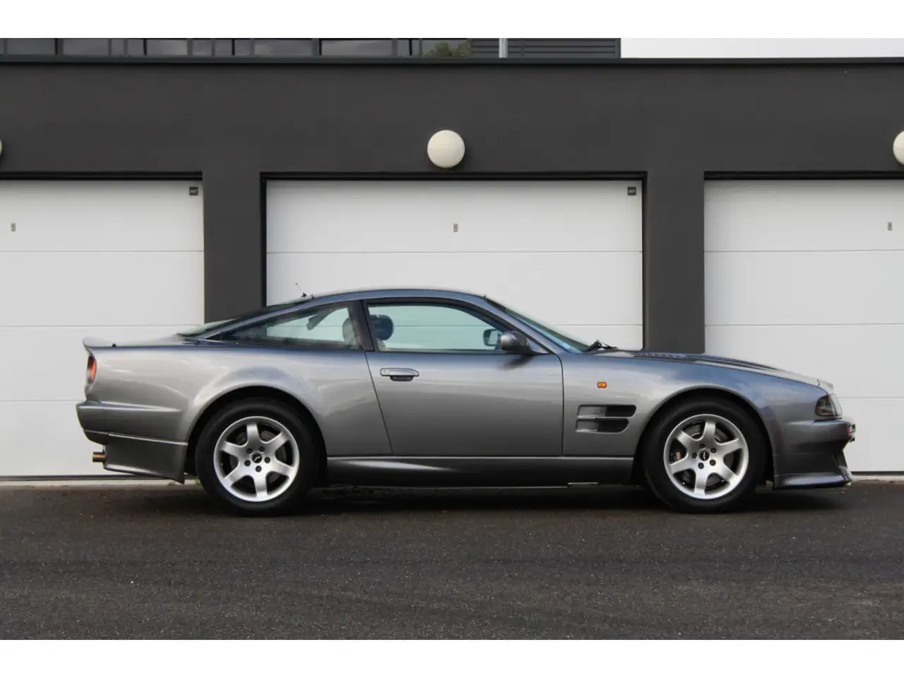 Aston Martin Vantage V600 | 1 OF 12 LHD | ORIGINE FRANCE | TITANIUM SIL, foto 6