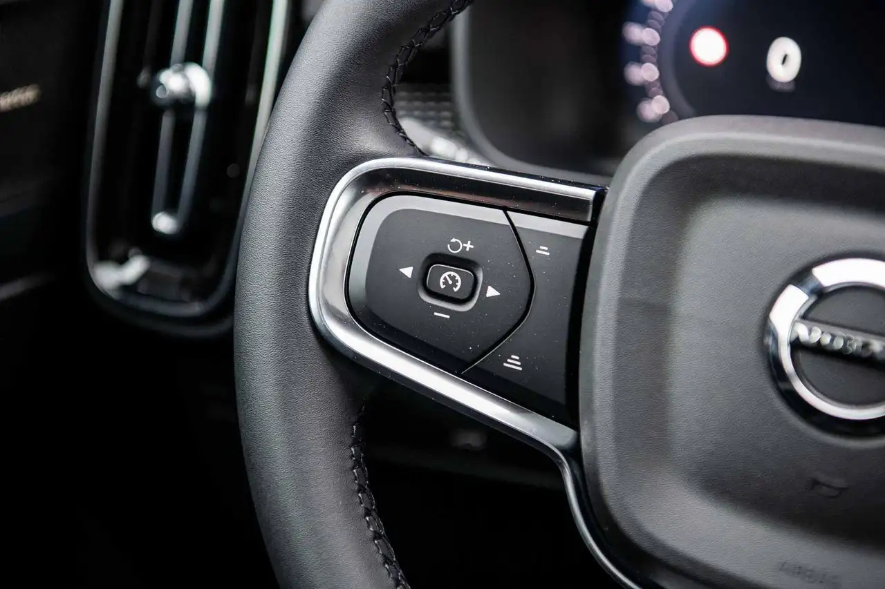 Volvo EC40 2026 — фото 13