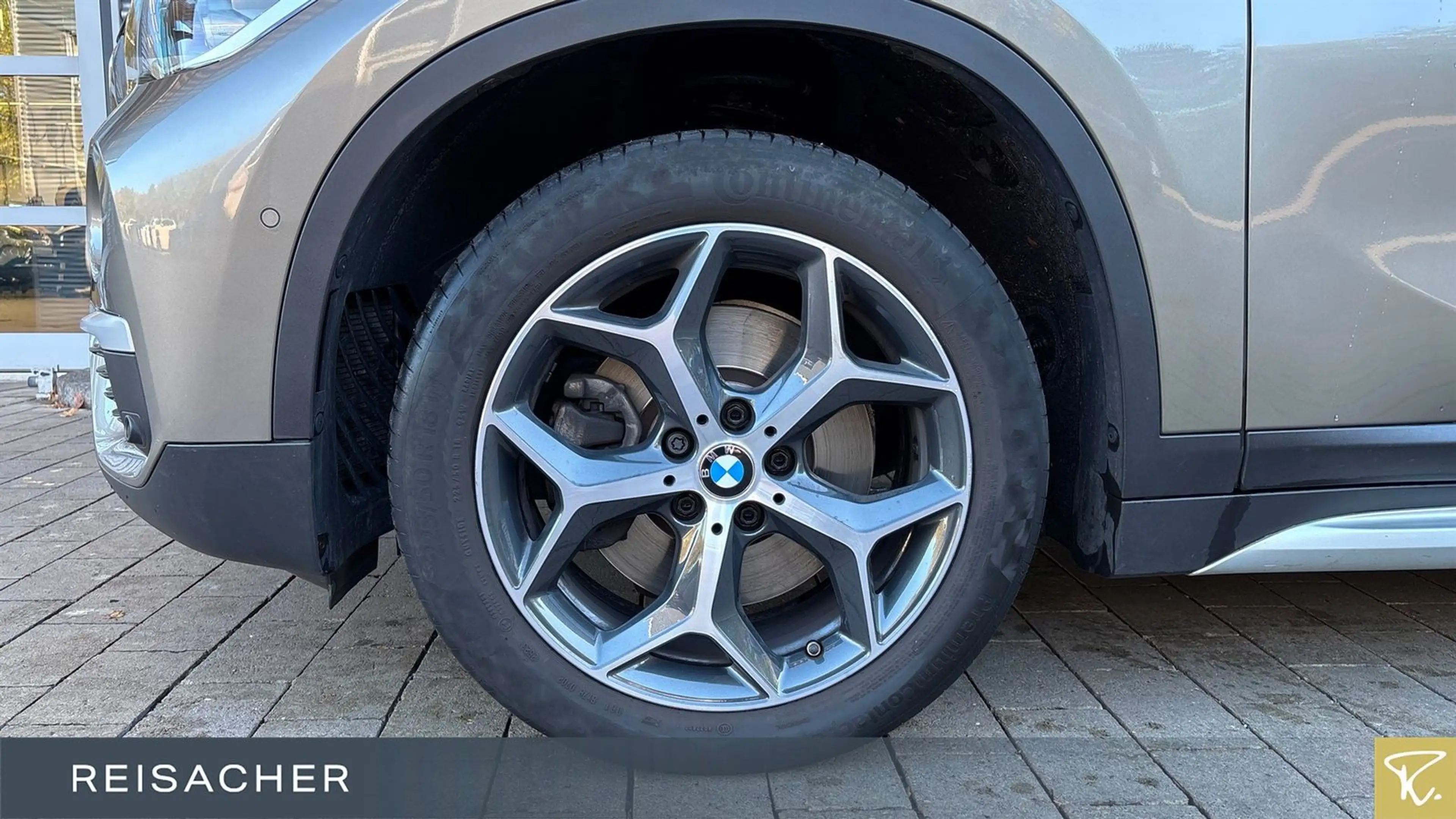 BMW X1 xDrive 20i A xLine,Navi,LED,AHK,KlimaA,8fach — photo 3