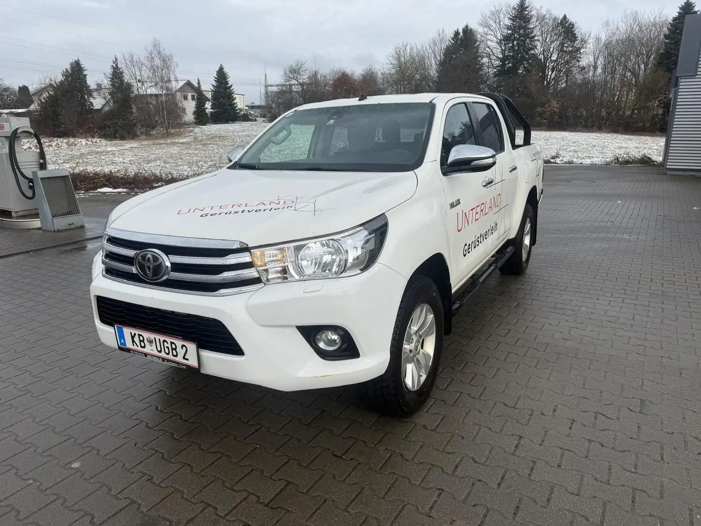 Toyota Hilux Allrad DK Active 4x4 2,4 D-4D / Kommission Weiß - 1