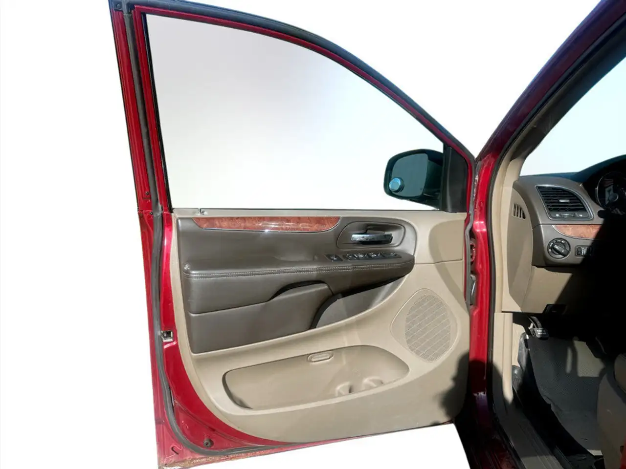 Chrysler Town & Country photo Chrysler Town & Country
