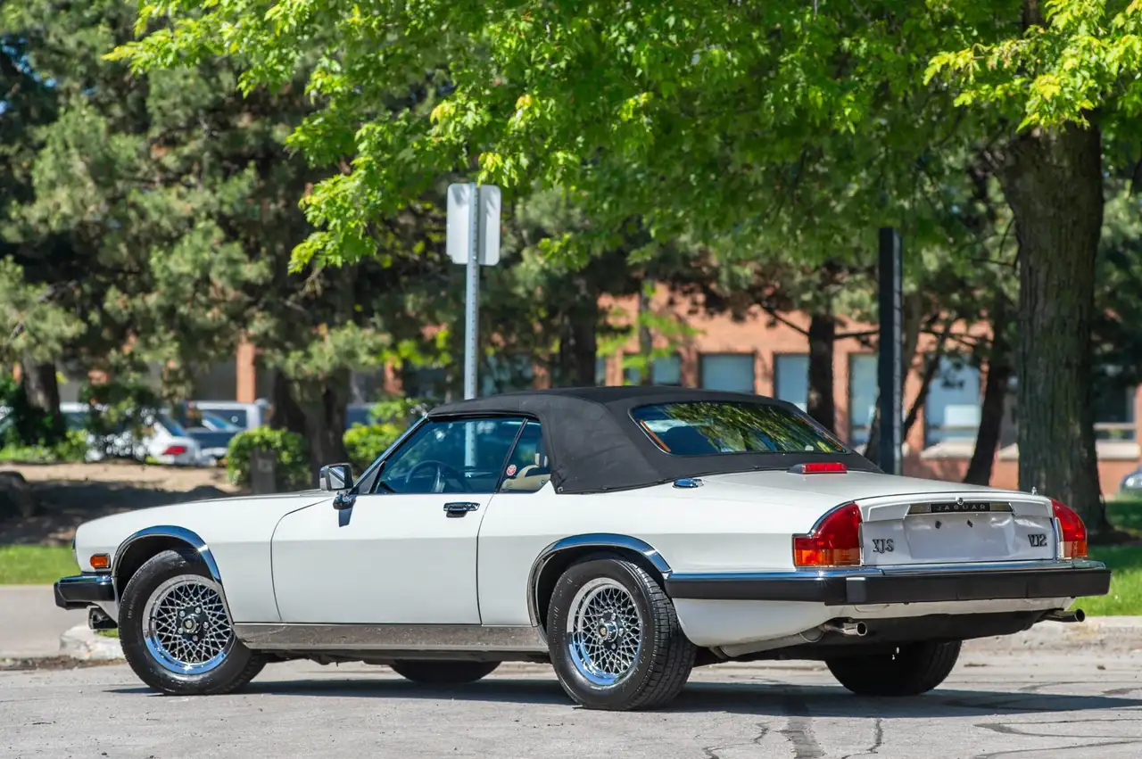 Jaguar XJS снимка Jaguar XJS