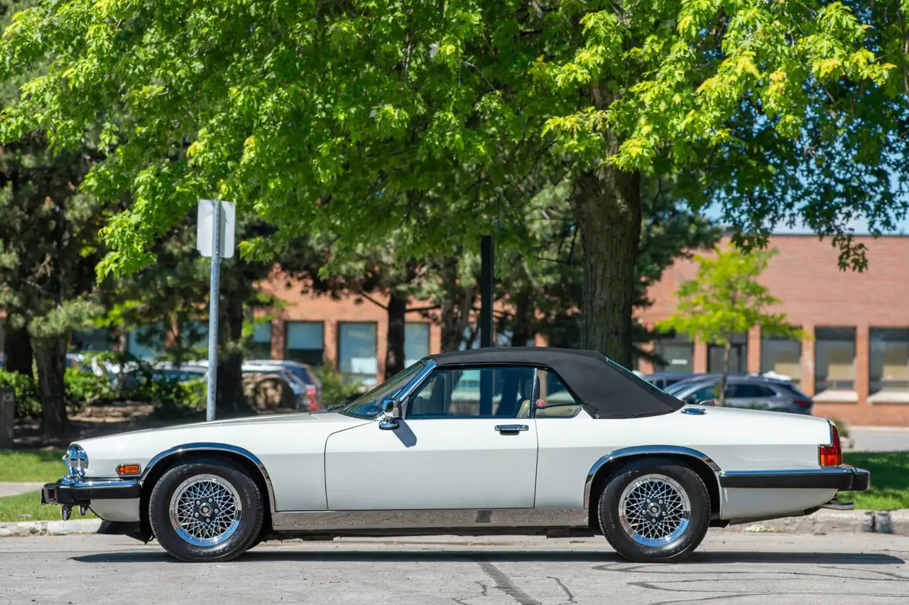 Jaguar XJS снимка Jaguar XJS