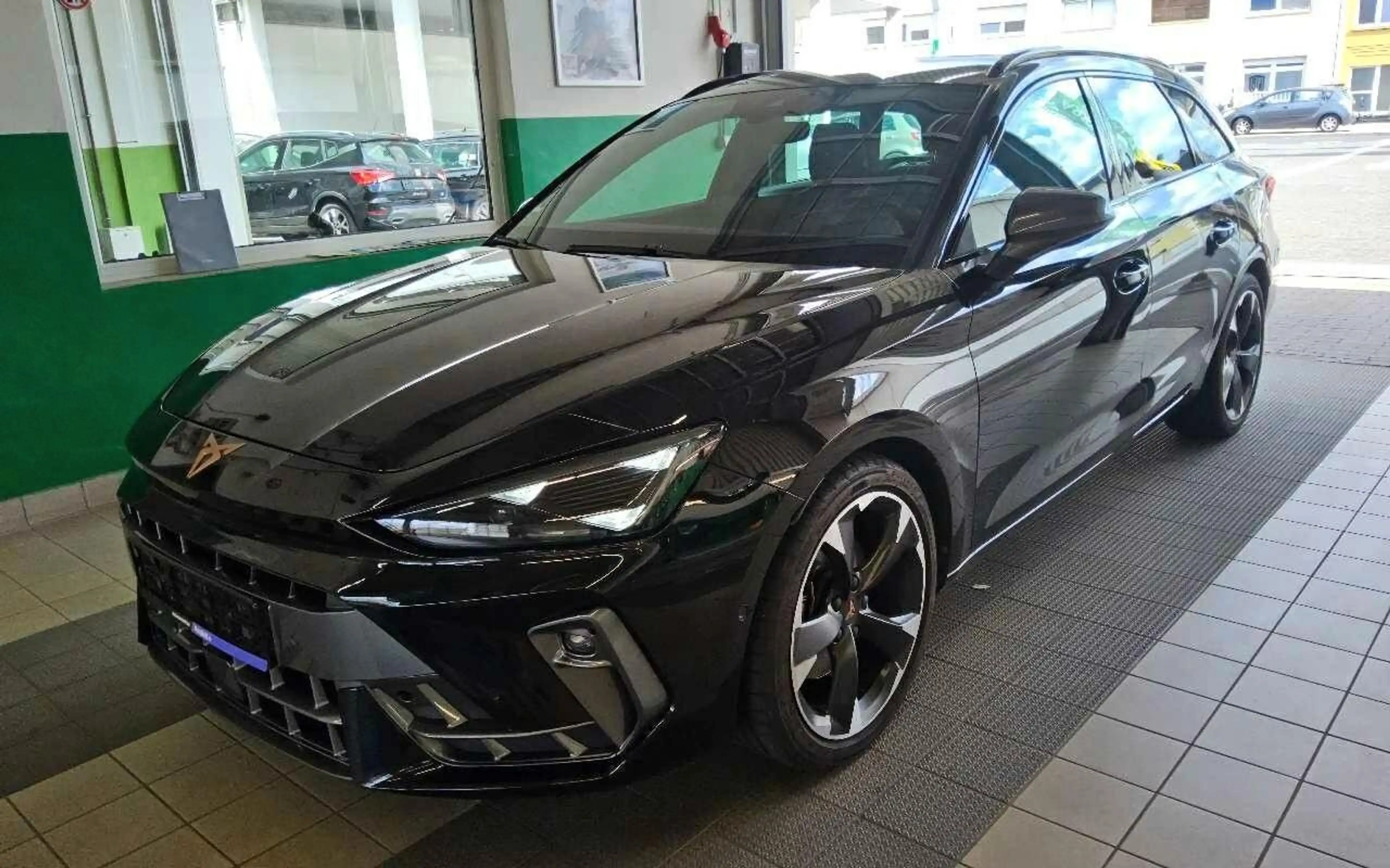 CUPRA Leon Sportstourer 2.0 TSI 150 kW 4Drive *1.Hd*