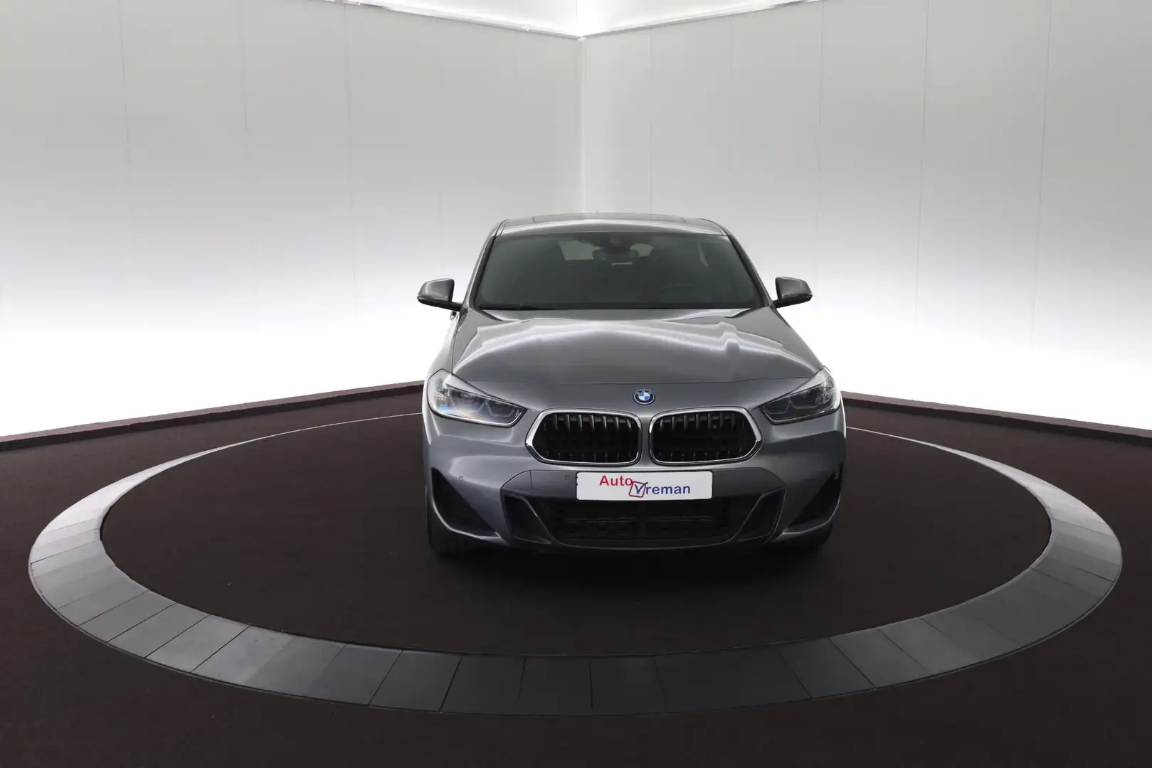 BMW X2 xDrive25e M Sport -Pano/Head up/H&K audio- Gris - 2