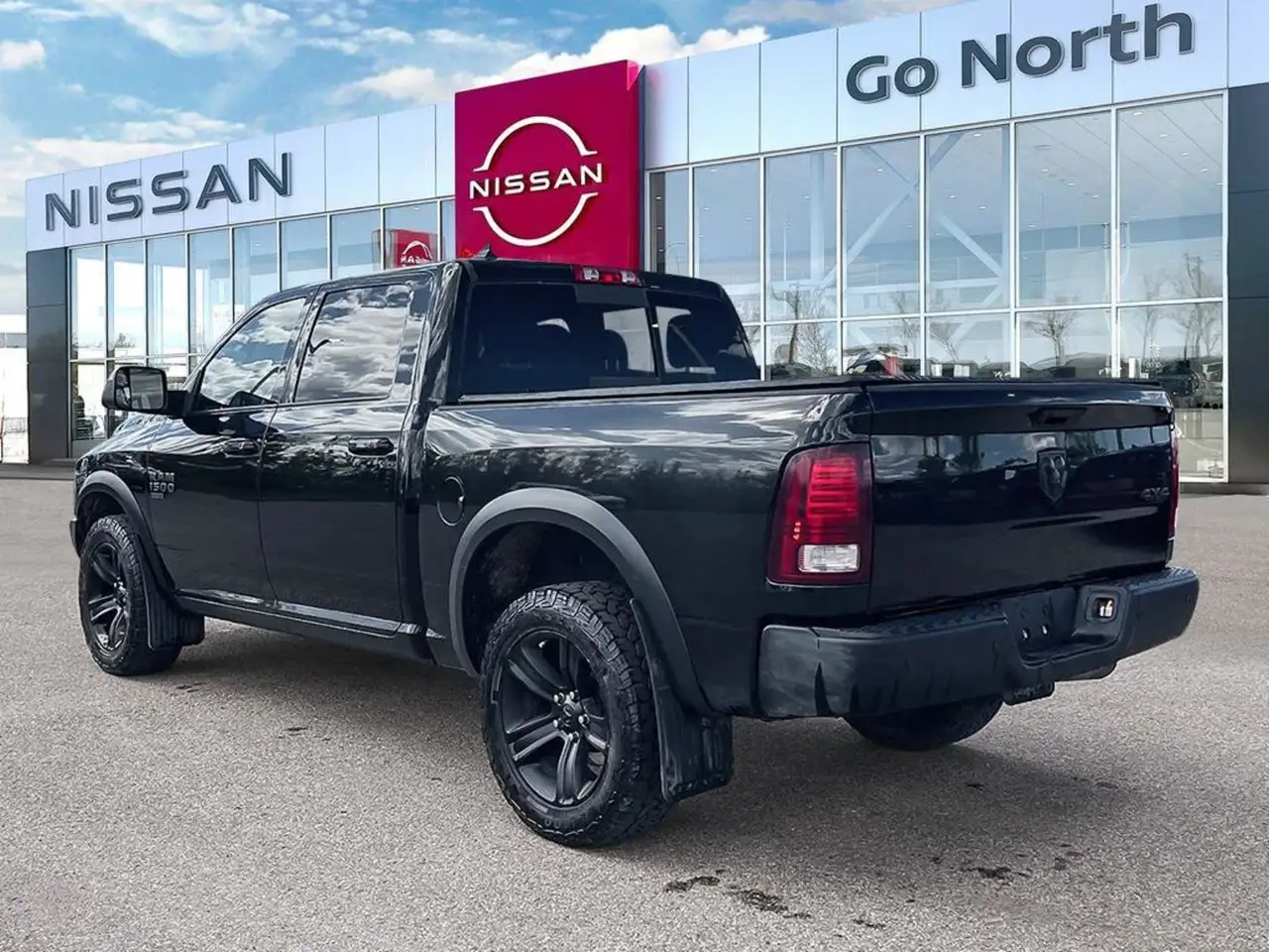 RAM 1500 снимка RAM 1500