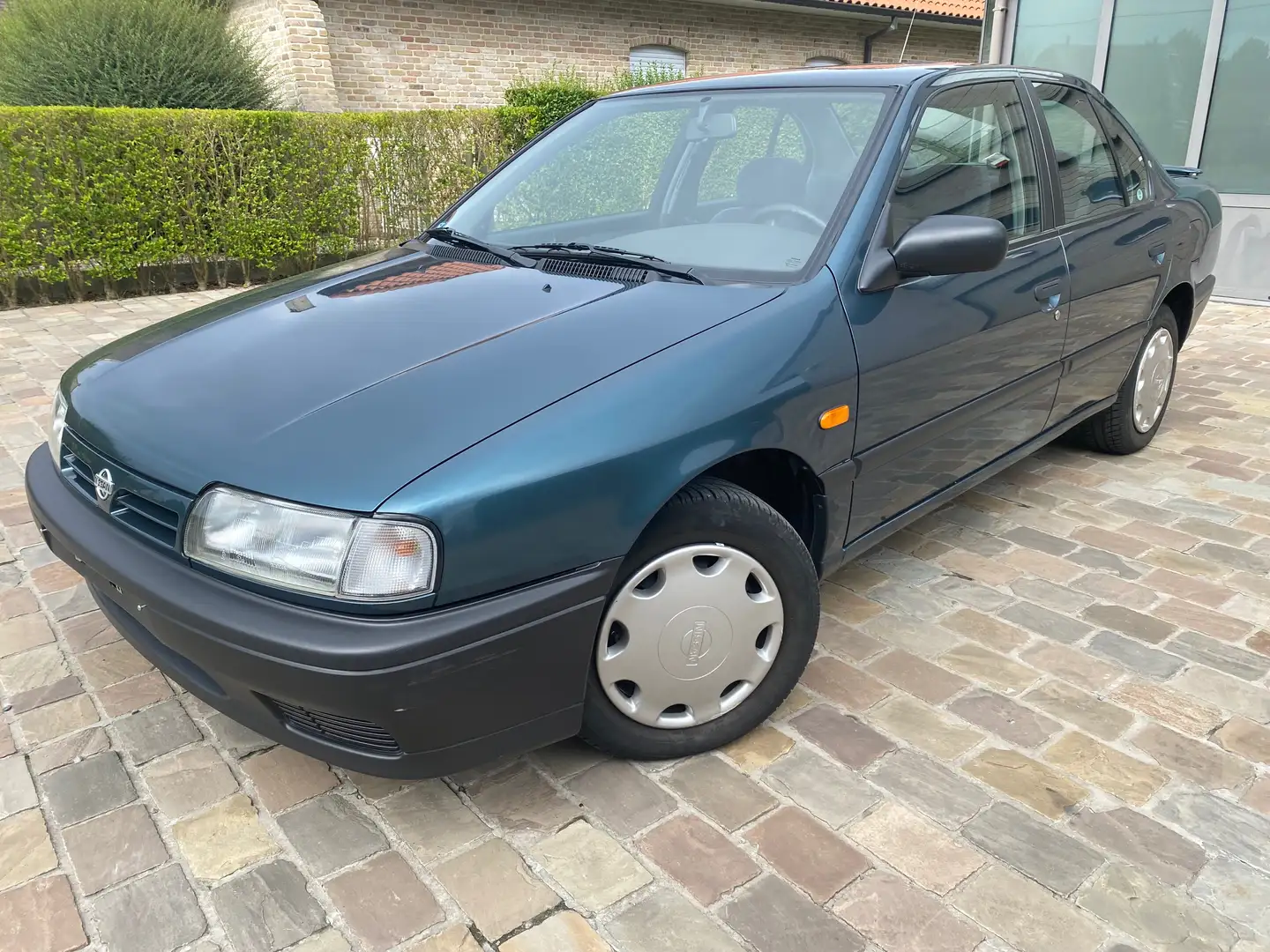 Nissan Primera Oldtimer 2.0 SLX Special Bleu - 1