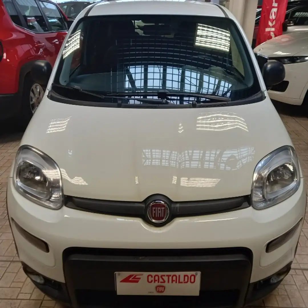 Fiat Panda 1.0 GSE S&S Hybrid Street Van 4 posti Blanc - 1