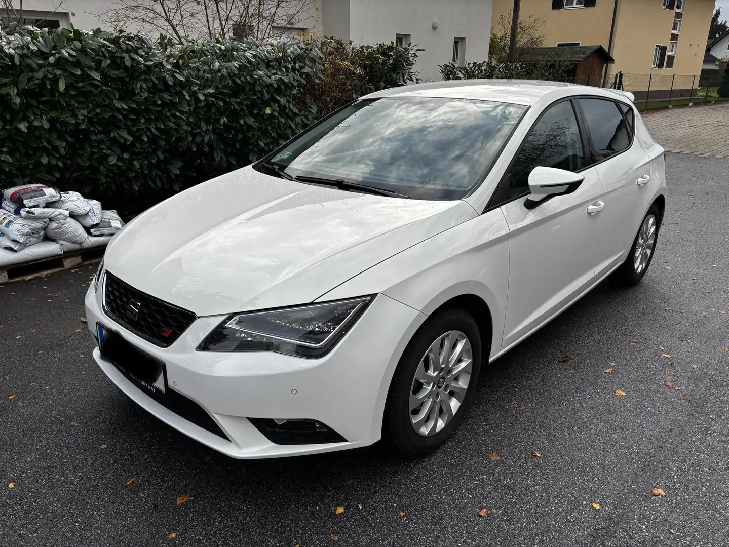 SEAT Leon 1.2 TSI DSG - 1
