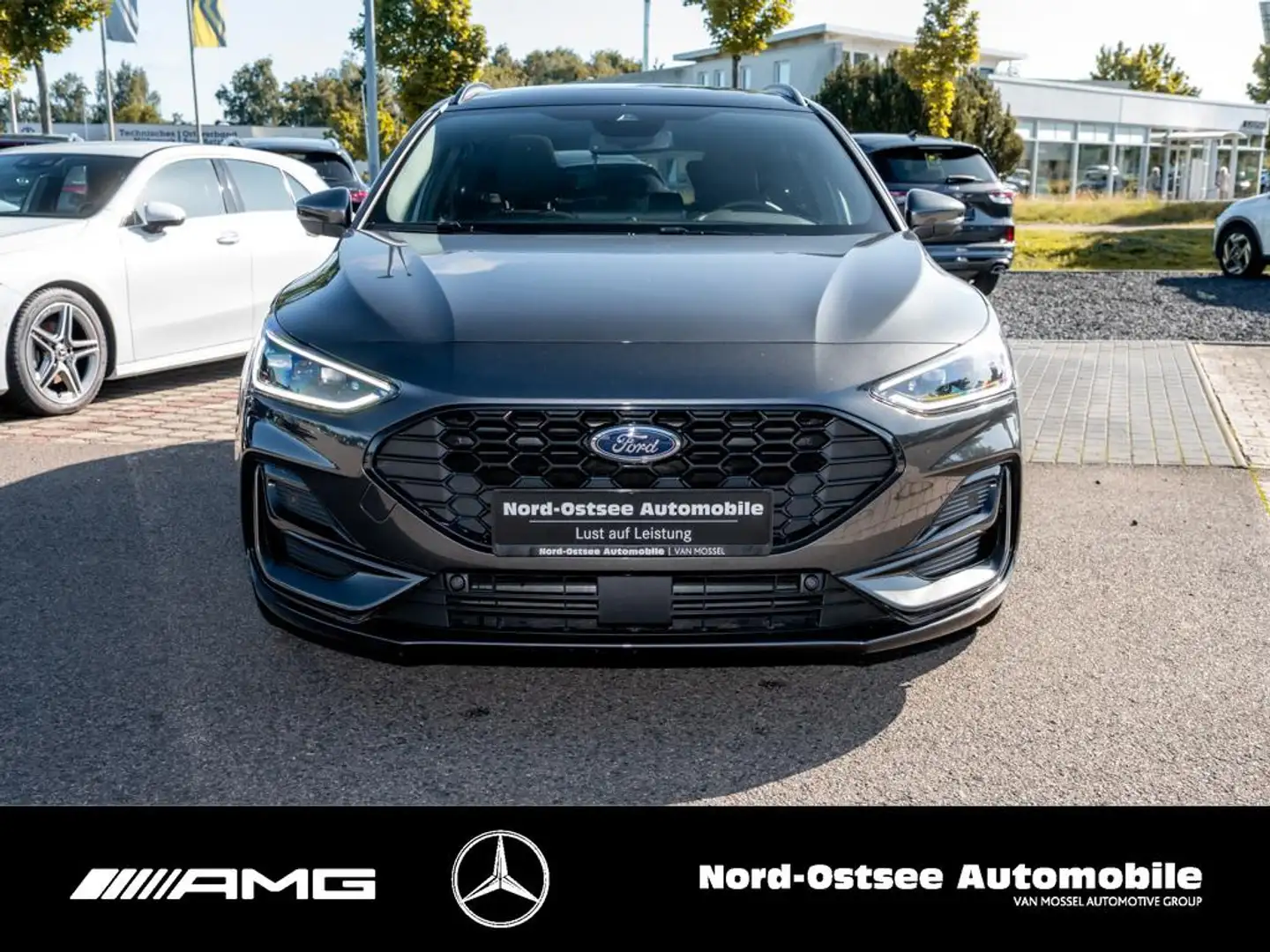 Ford Focus 1.0 ST-LINE  AUT MATRIX-LED AHK PANO - 2