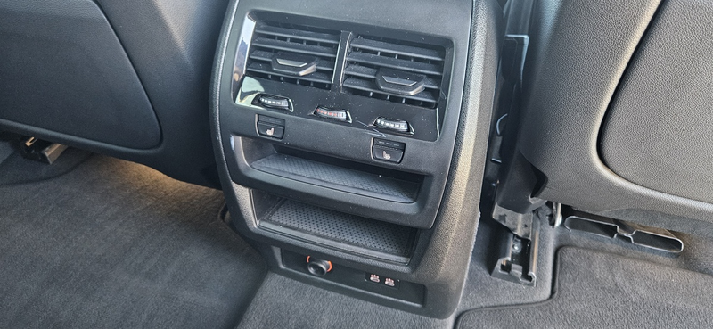 BMW X5 xDrive50e M Sport AHK HUD LED ACC Nightvision — photo 13
