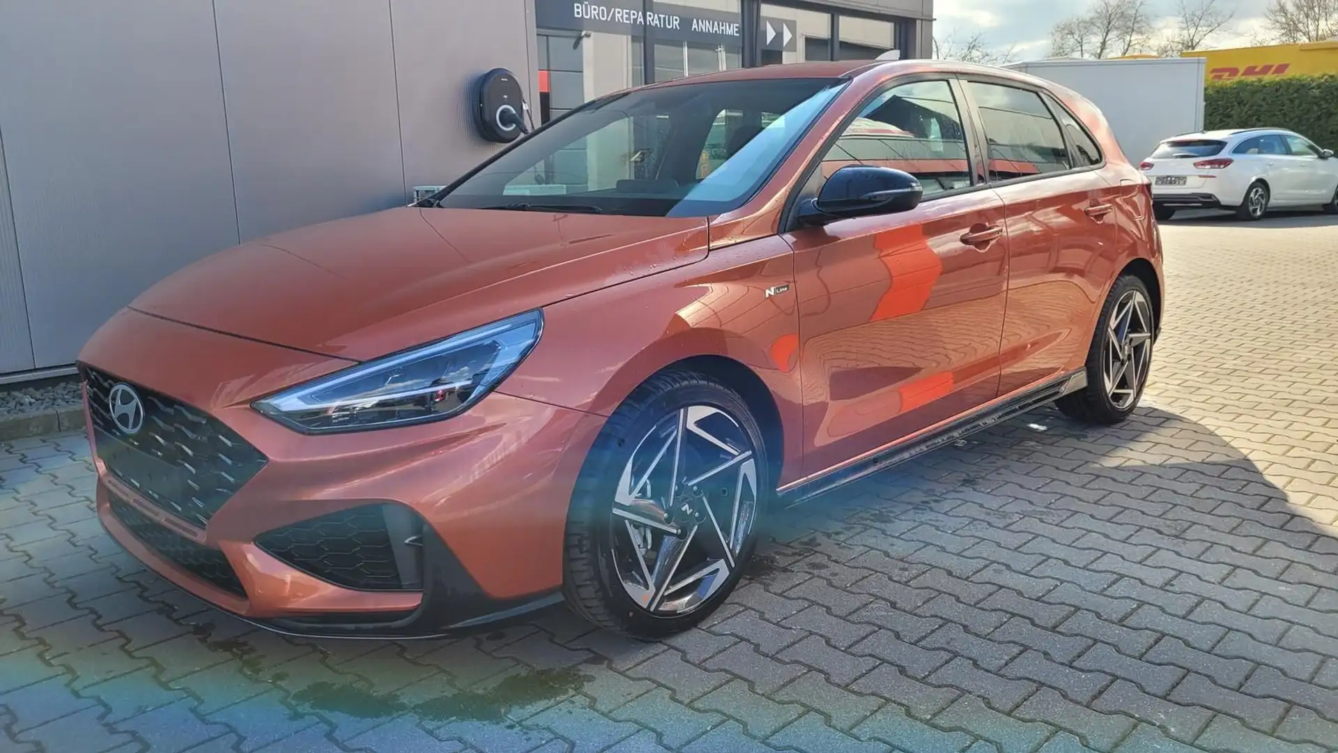Hyundai i30 HB N-Line*Navi*LED*Shzg*Lhzg*PDCv+h*Cam*18" Orange - 1