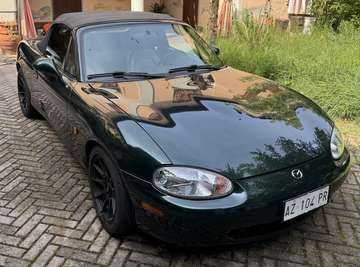 1.6i 16v British green