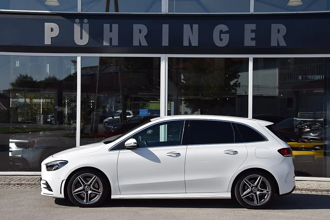 Mercedes-Benz B 220