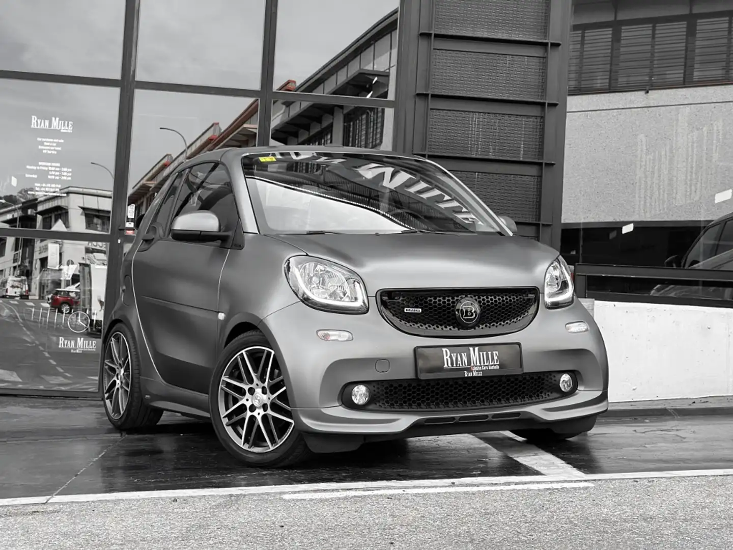 smart forTwo Cabrio 80 Brabus Aut. Gris - 1