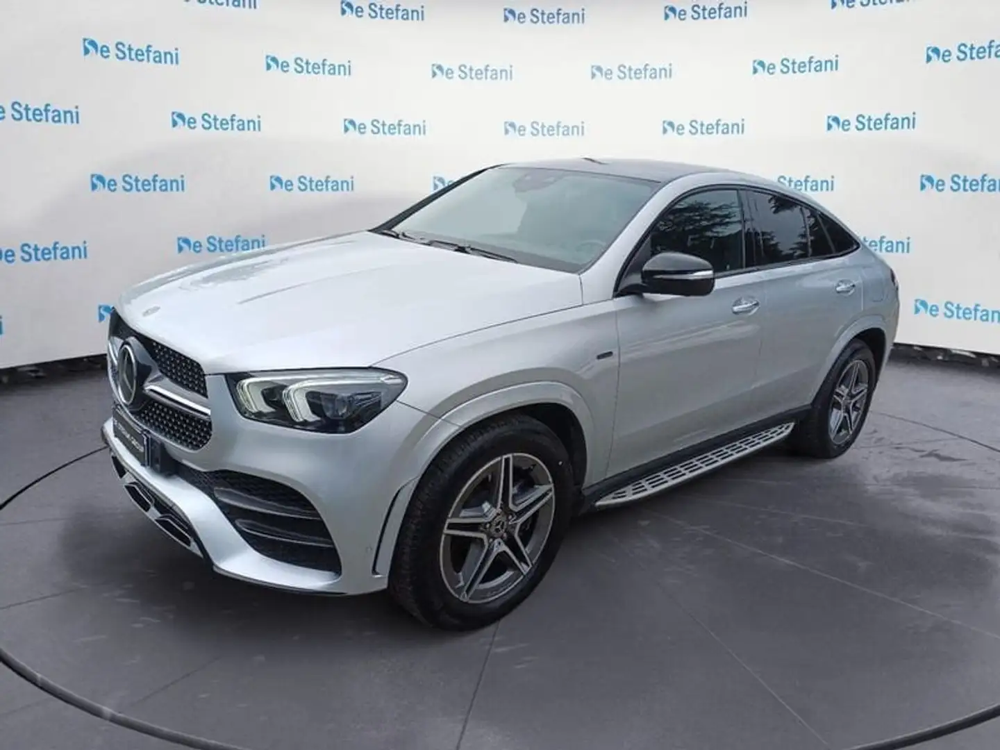 Mercedes-Benz GLE 350 GLE 350 de 4Matic Plug-in Hybrid Coupé Premium Pr Stříbrná - 1