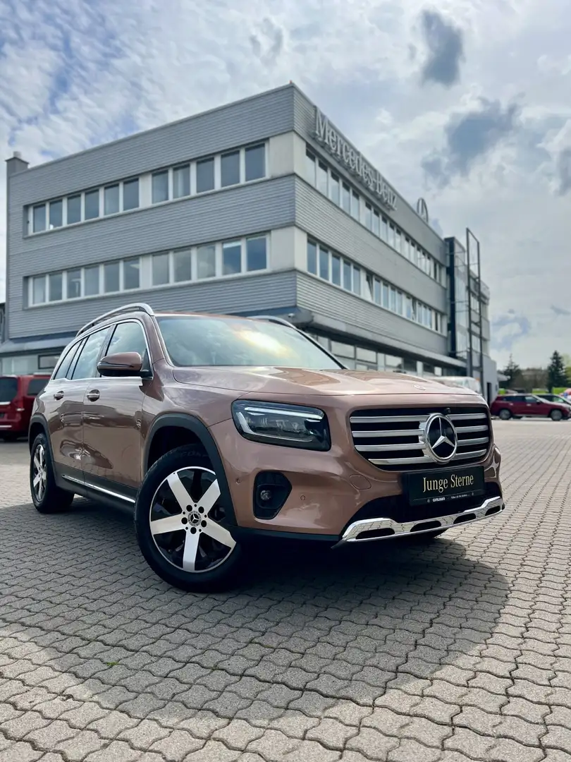 Mercedes-Benz GLB 220 GLB 220 4M Advanced+7Sitze+AHK+Keyl+Standh+Sound Auriu - 2