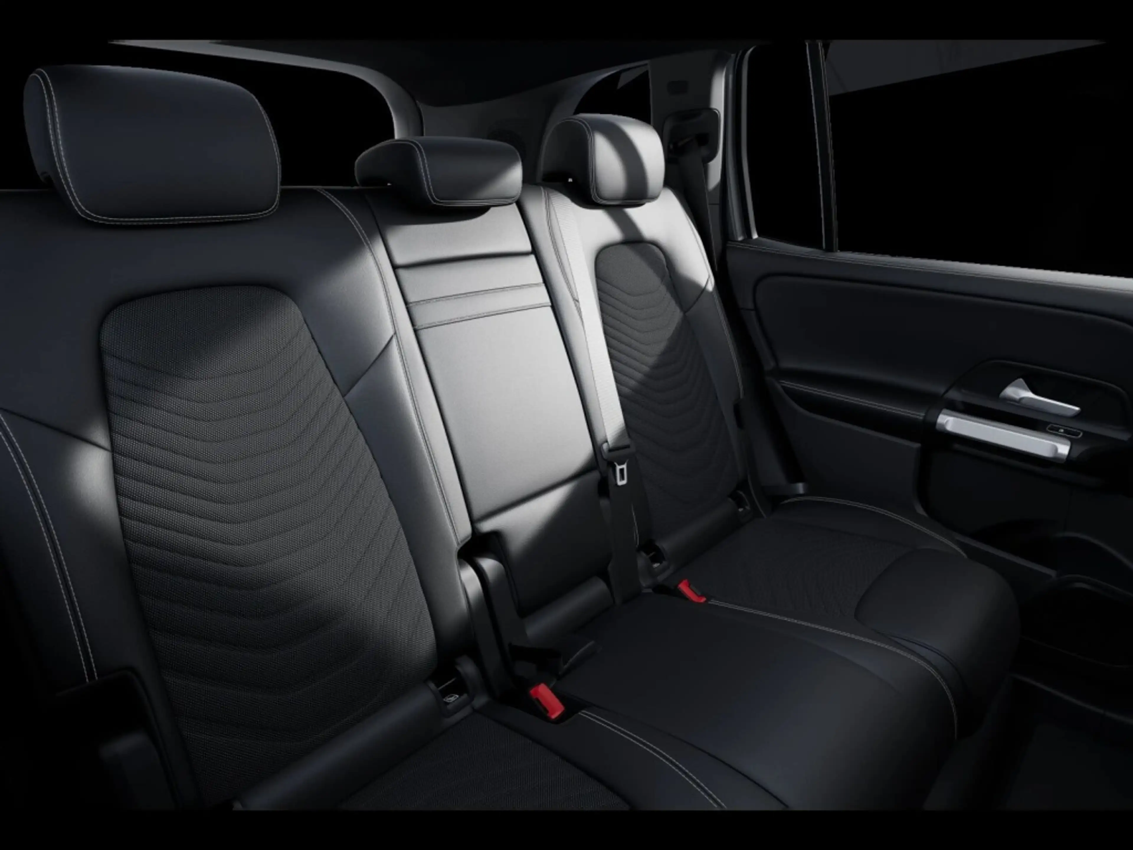 Mercedes-Benz EQB 250 + PROGRESSIVE AHK ADVANCED LINE DISTRONIC — photo 12