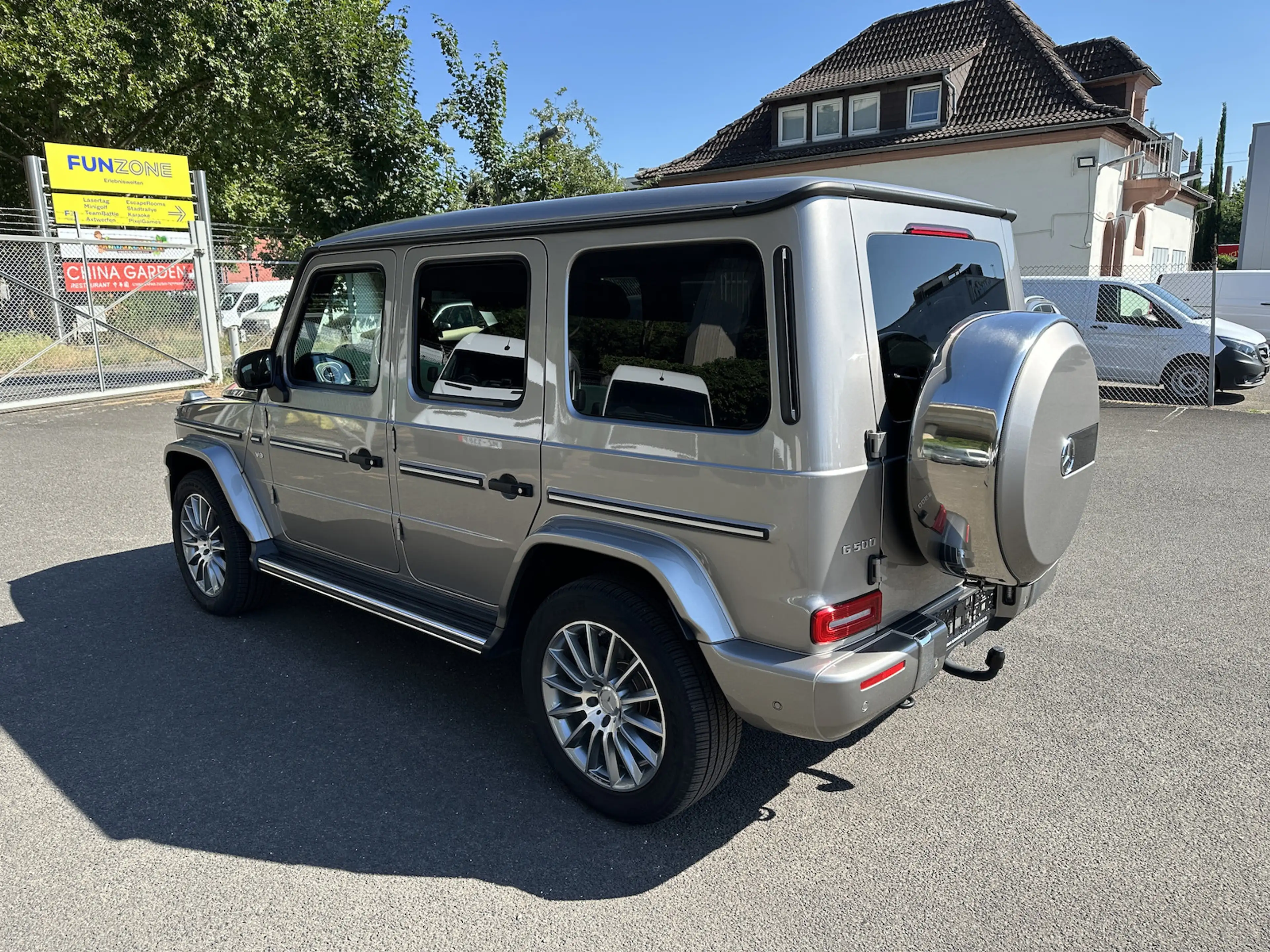 Mercedes-Benz G 500 V8 erste Hand unfallfrei deutsches Auto — photo 2