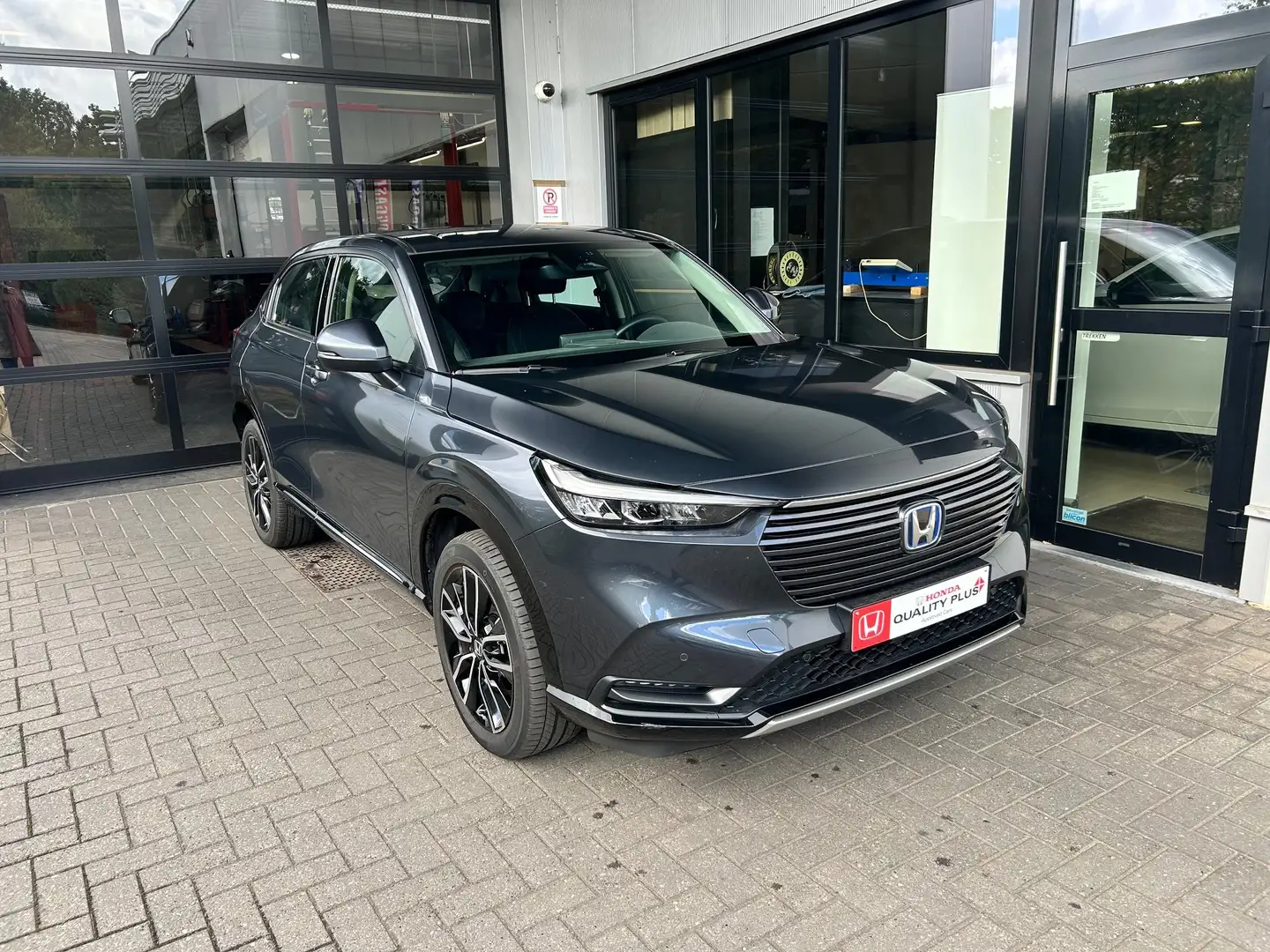 Honda HR-V e:HEV 1.5 i-MMD Hybrid Advance -2000 OKTOBER ACTIE Gris - 1