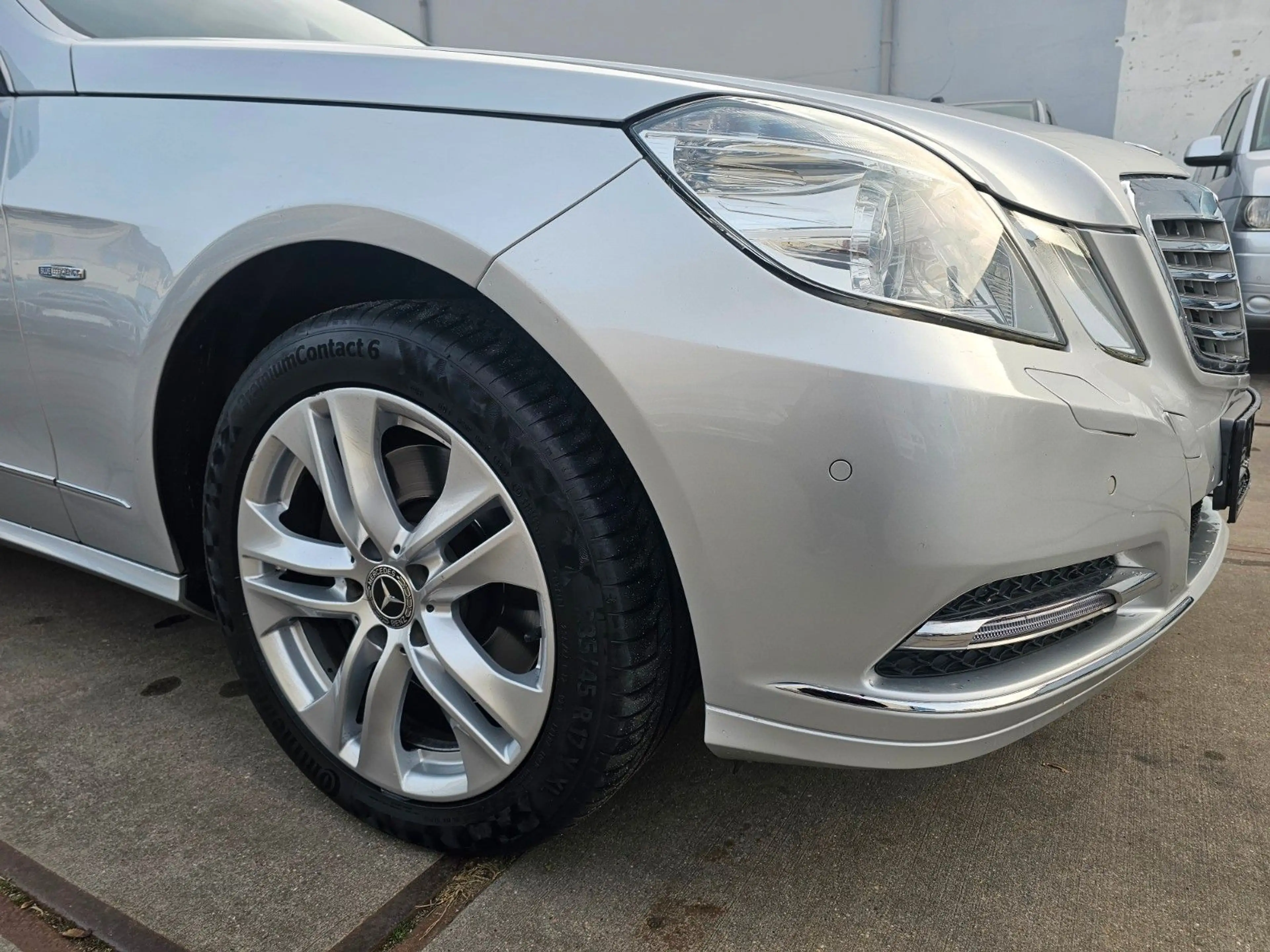 Mercedes-Benz E 250 CGI, Automatik,Top Zustand,1 Jahr Garantie — photo 12