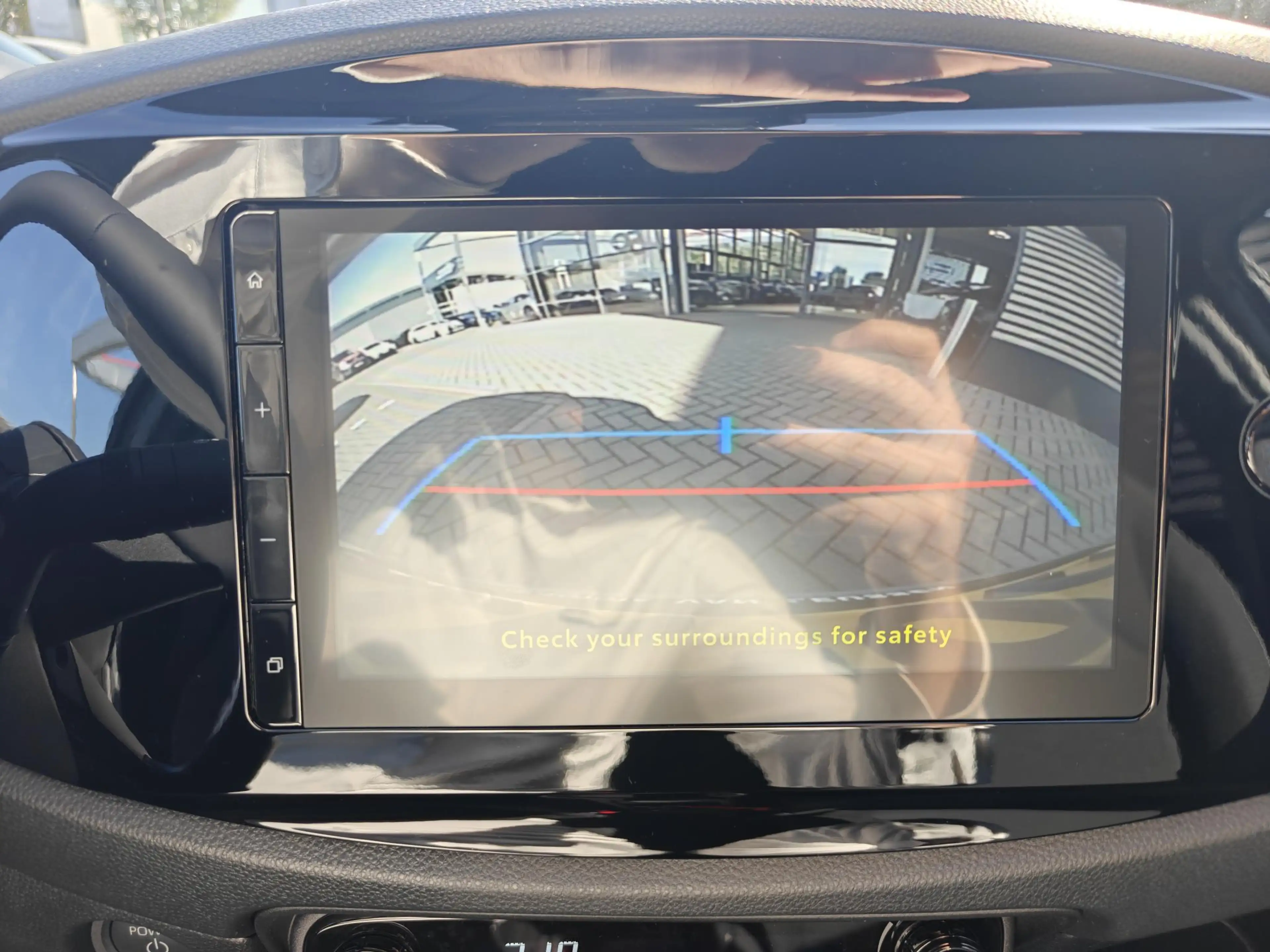 Toyota Aygo X Hybrid 115 pulse PARK-SENSOREN KEYLESS CLIMA AD-CR — photo 30