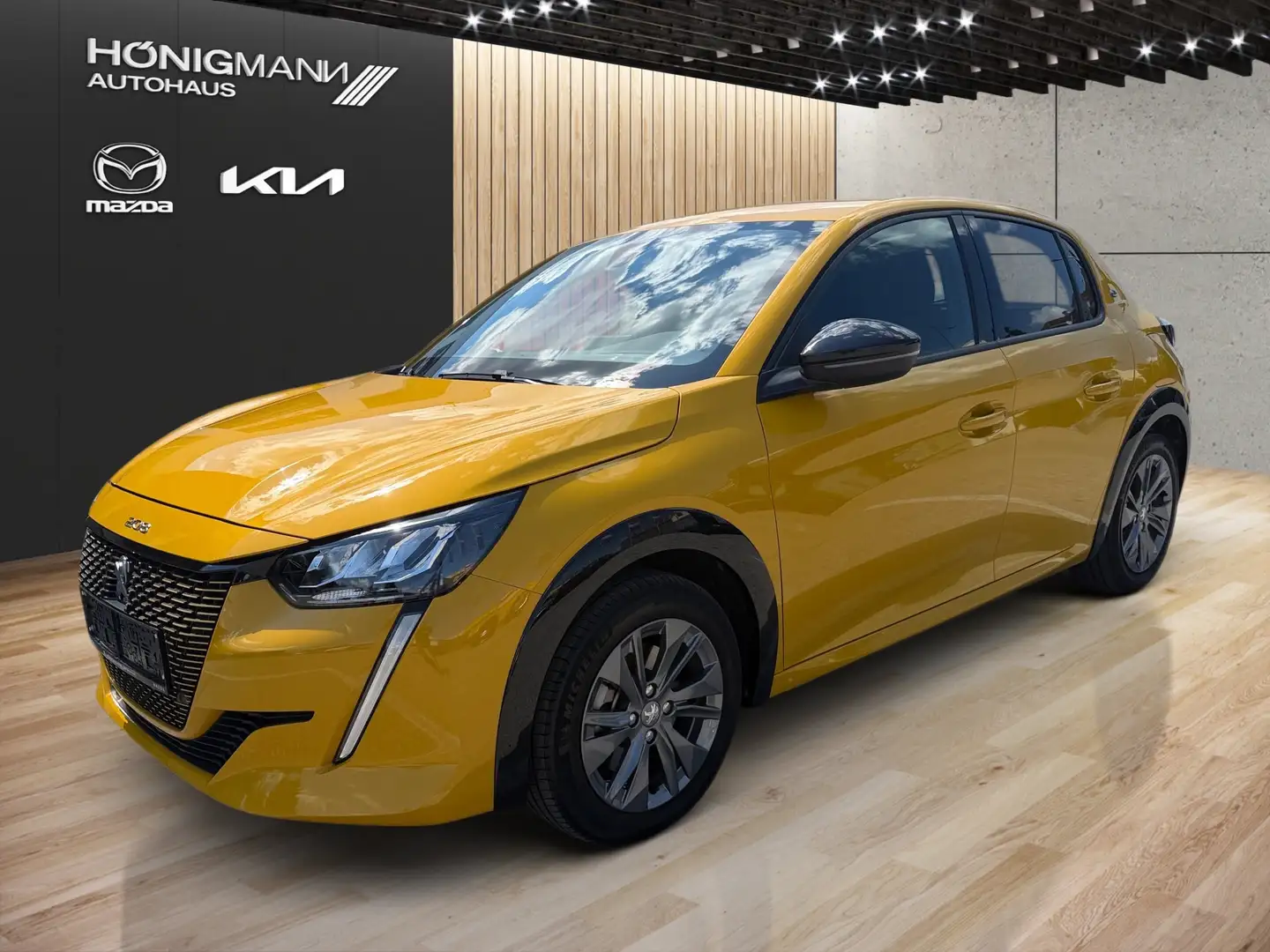 Peugeot 208 e-208 50kWh Allure Pack Allure Pack Gelb - 1