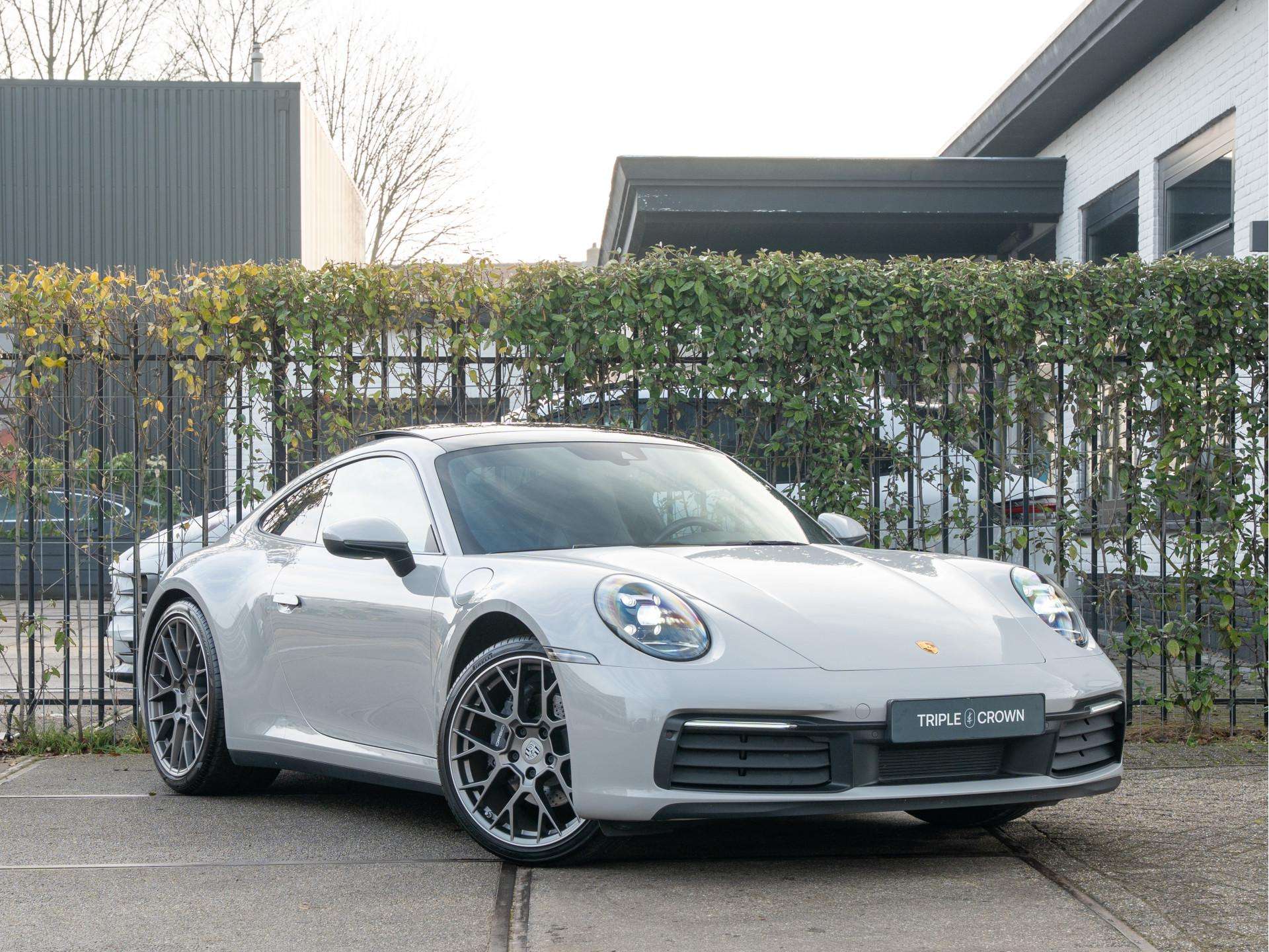 Porsche 992