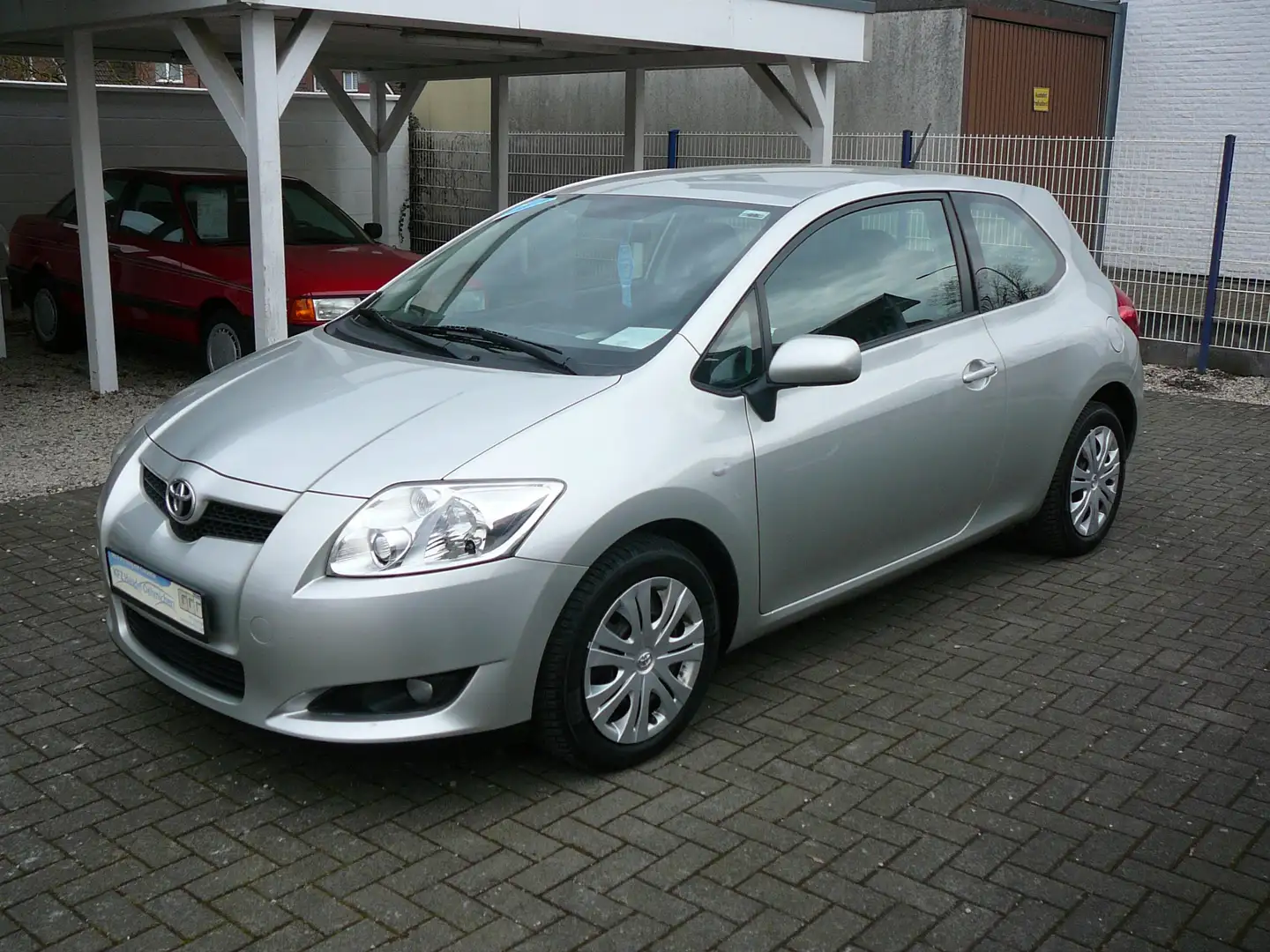 Toyota Auris Luna,Sehr gepflegt,Scheckheft,Klimaanlage,usw.! Gris - 1