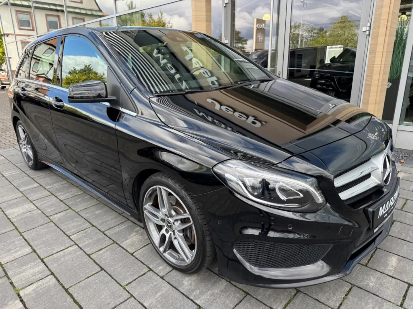 Mercedes-Benz B 220 B-Klasse 220CDI AMG Sportpaket El. Panodach Navi L Schwarz - 2