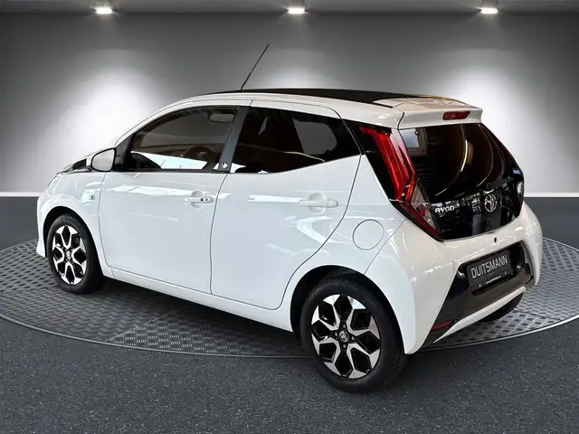 Toyota Aygo view 3