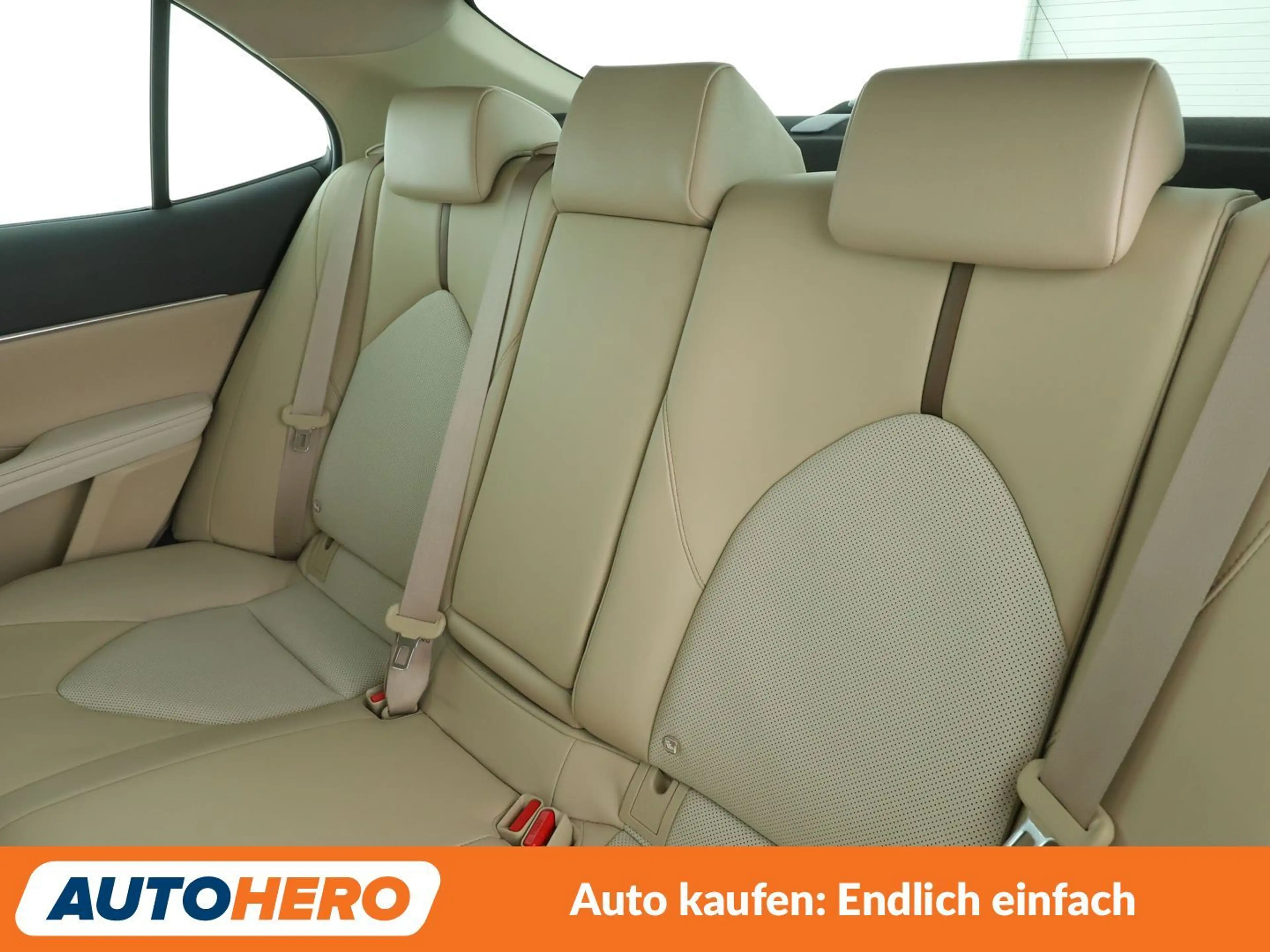 Toyota Camry 2.5 Hybrid Executive Aut.*NAVI*LED*ACC*CAM*PDC*SHZ — photo 14