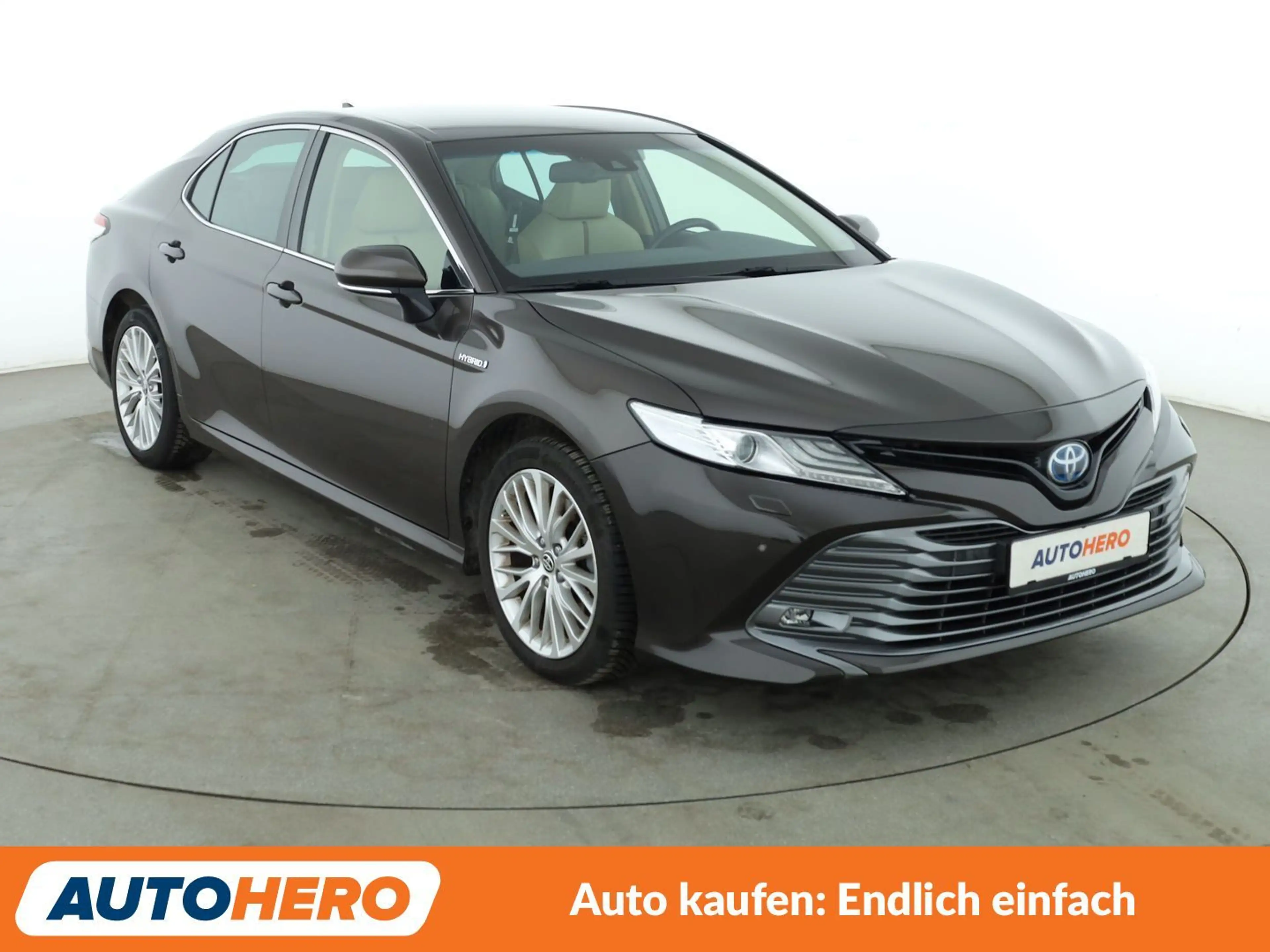Toyota Camry 2.5 Hybrid Executive Aut.*NAVI*LED*ACC*CAM*PDC*SHZ — photo 8