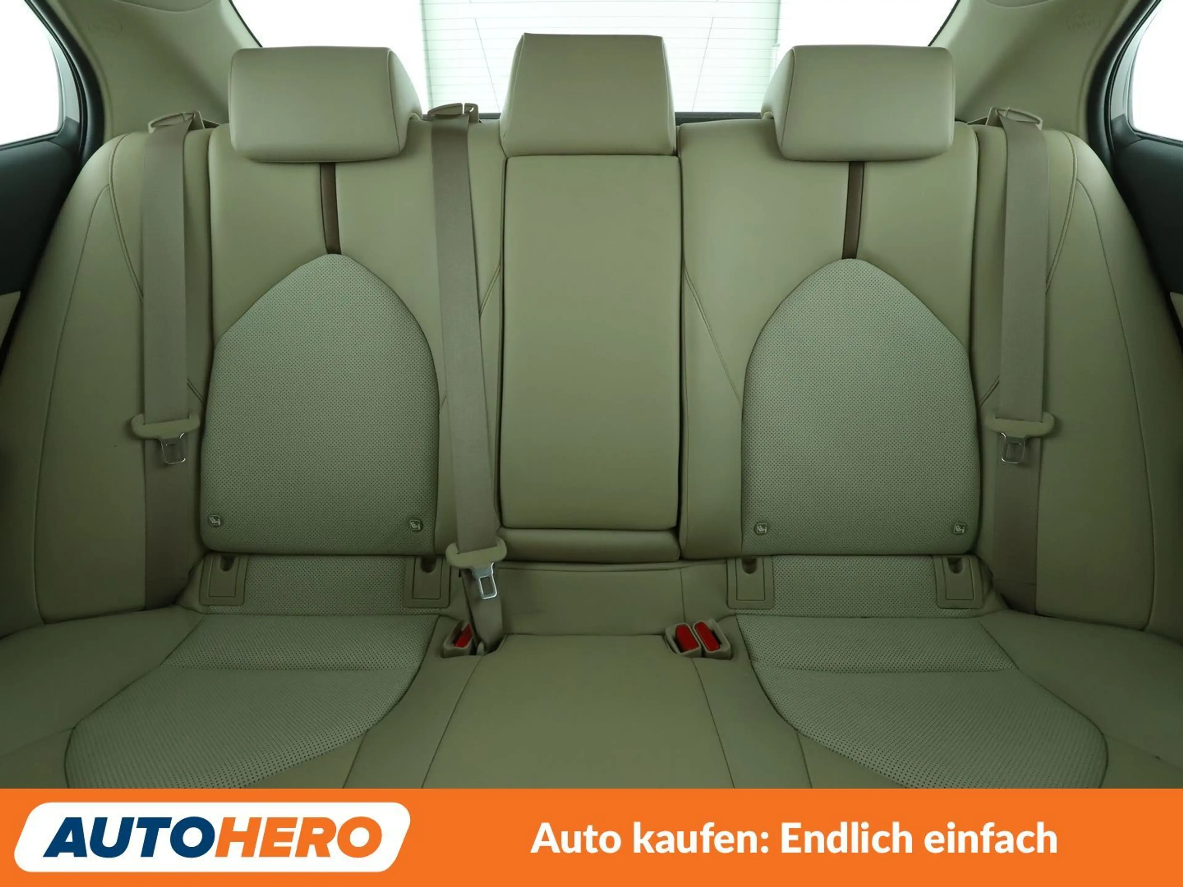 Toyota Camry 2.5 Hybrid Executive Aut.*NAVI*LED*ACC*CAM*PDC*SHZ — photo 15