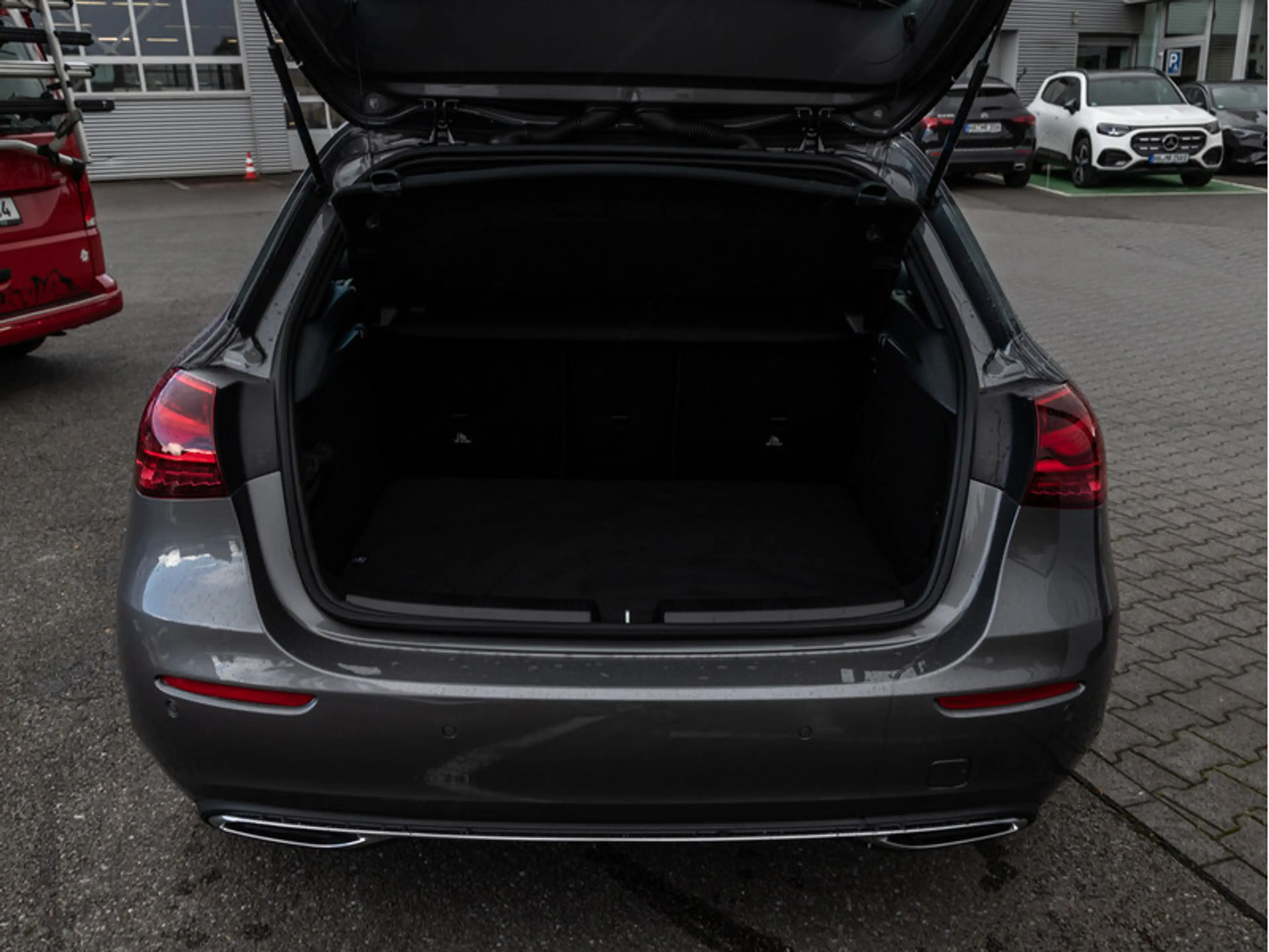 Mercedes-Benz A 200 Progressive/Multibeam/Cam/Winter/SHZ/17' — photo 6