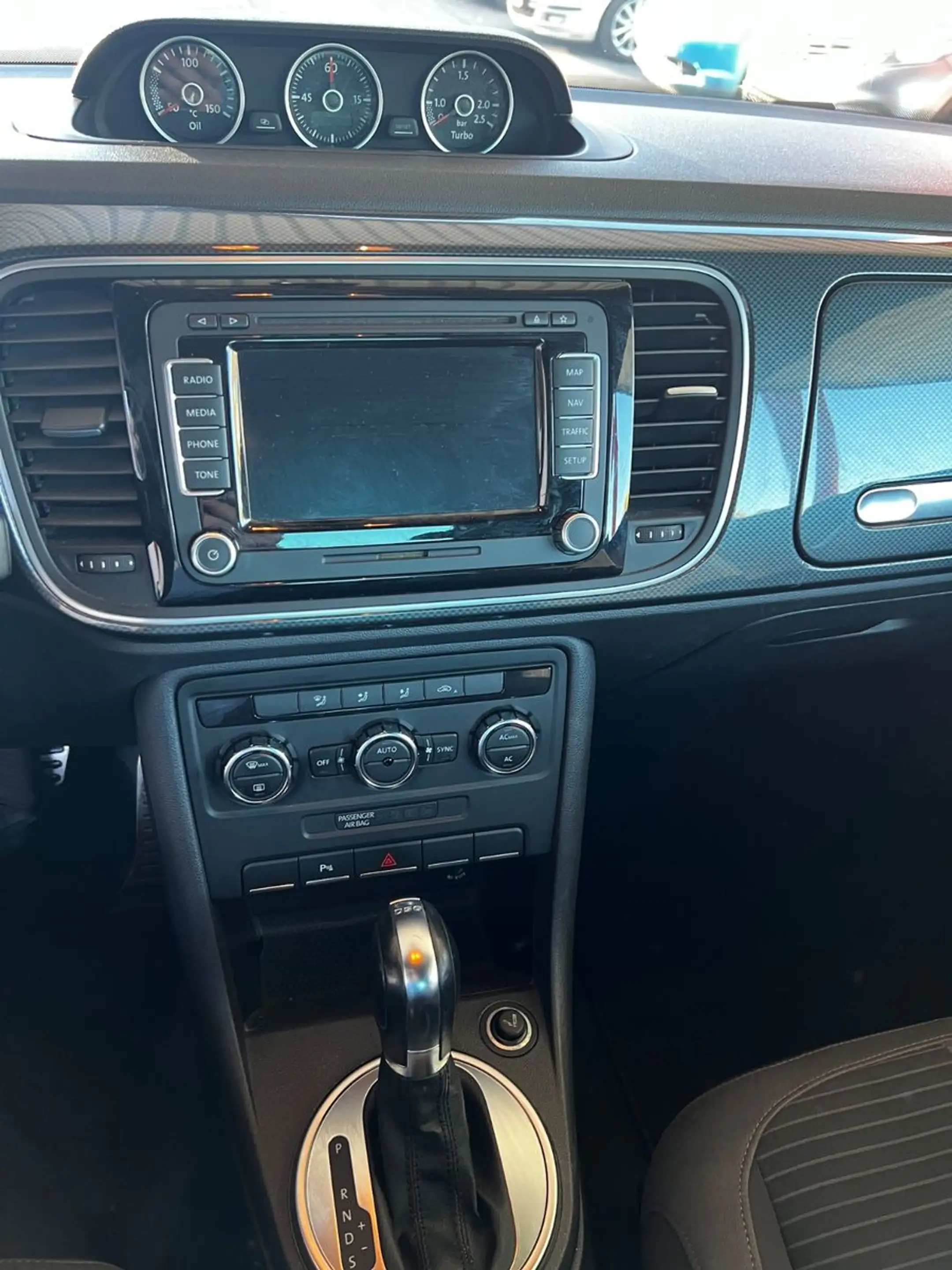 Volkswagen Beetle Lim. Sport I TÜV I Automatik I NAVI — photo 12