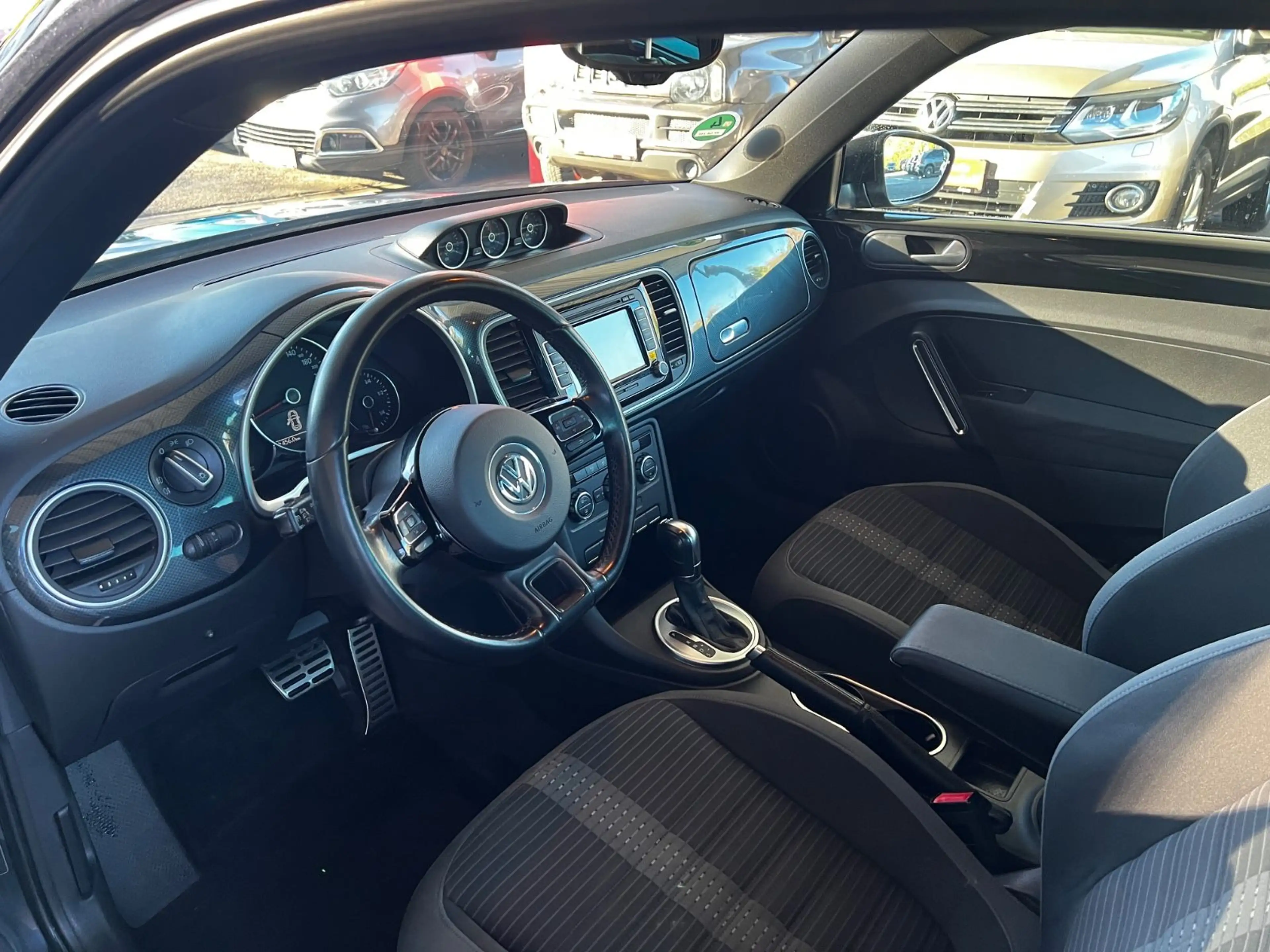 Volkswagen Beetle Lim. Sport I TÜV I Automatik I NAVI — photo 8