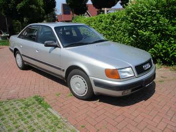 Audi 100 2.3 E